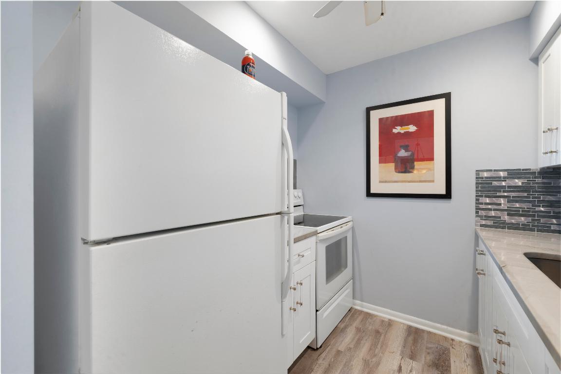 HAMPSHIRE GARDENS - Residential