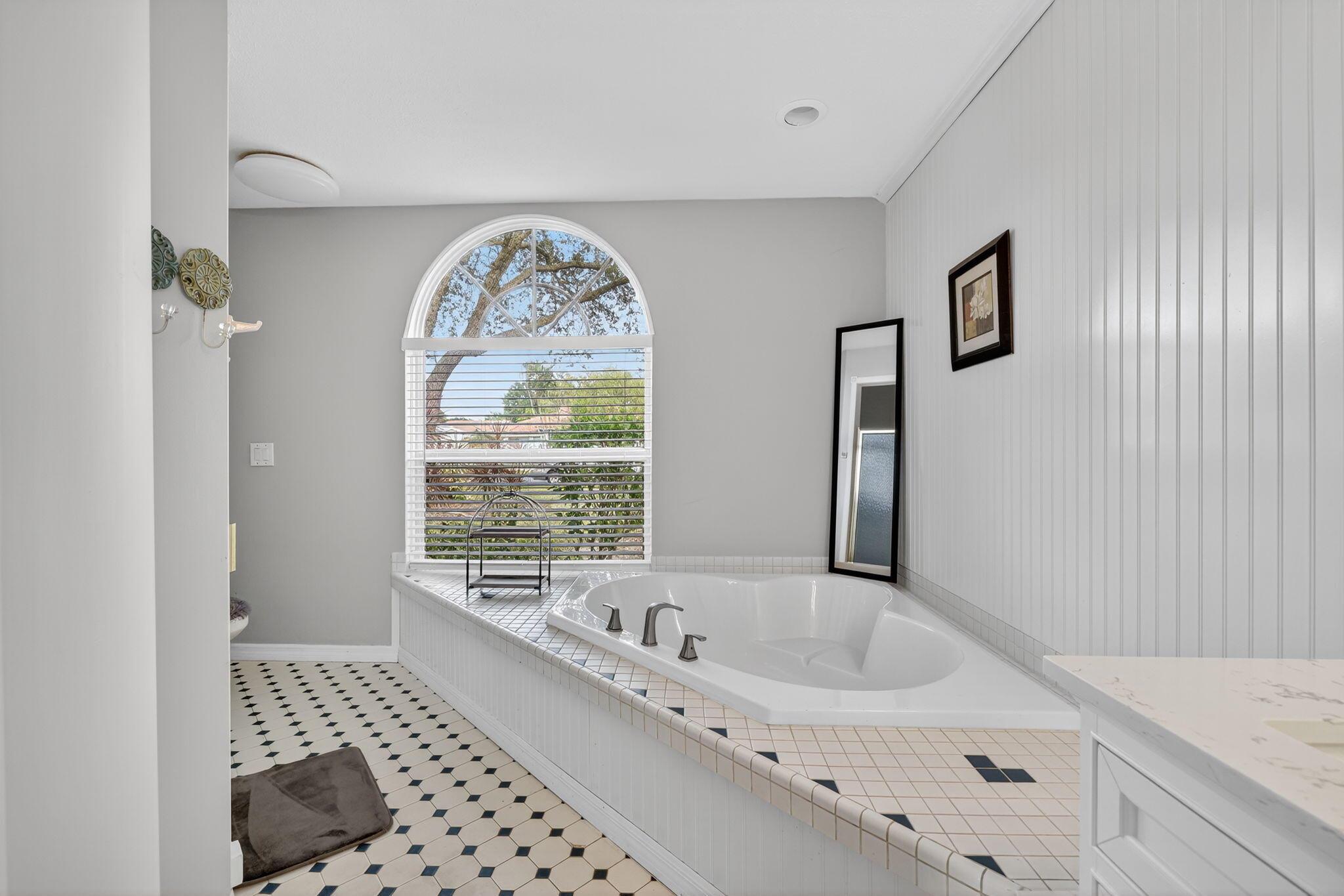 HEATHERWOOD - Residential