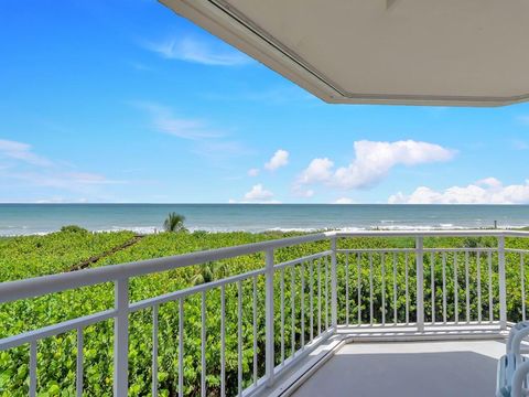 A home in Hutchinson Island