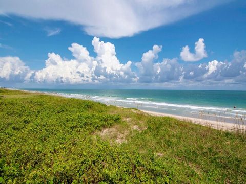 A home in Hutchinson Island