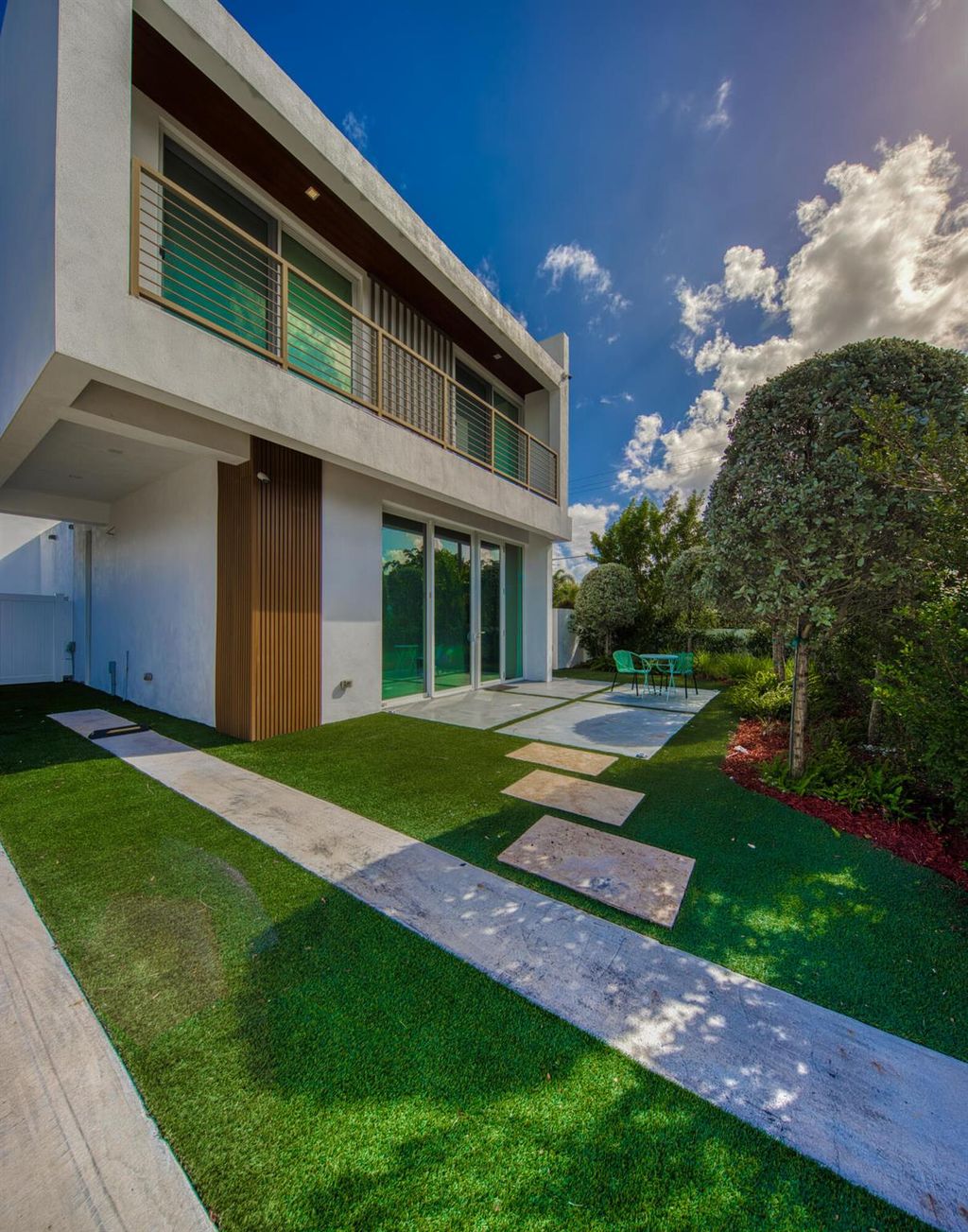 Photo of 714 6th Avenue N #2, Lake Worth Beach, FL 33460 (MLS # R11085164)