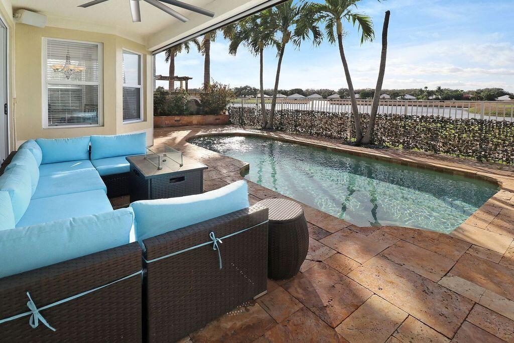 AVONDALE - Residential Lease