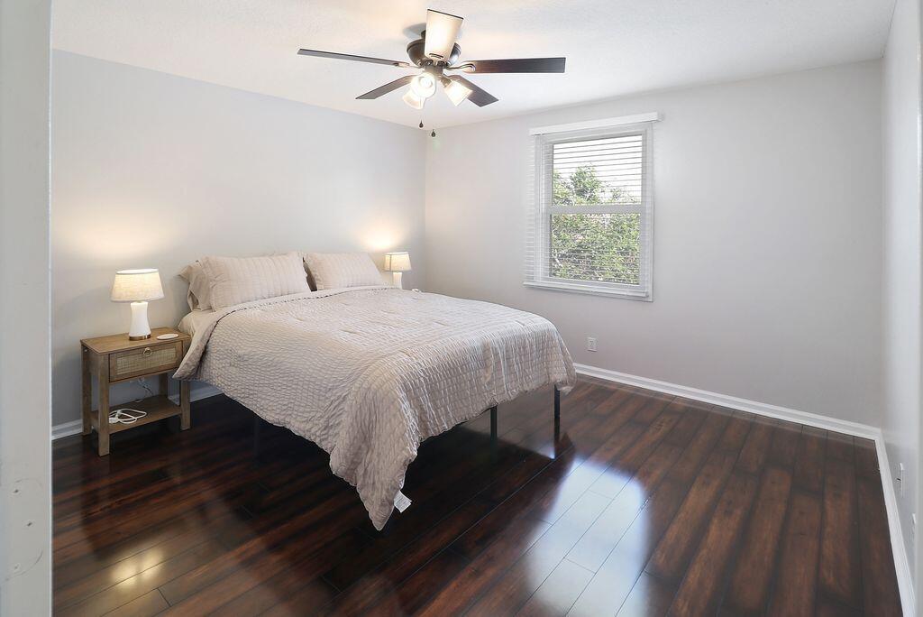 AVONDALE - Residential Lease