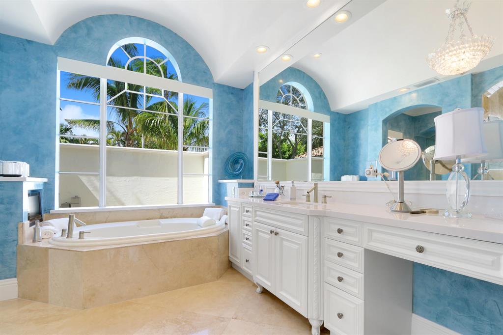 LAS PALMAS SUB - Residential