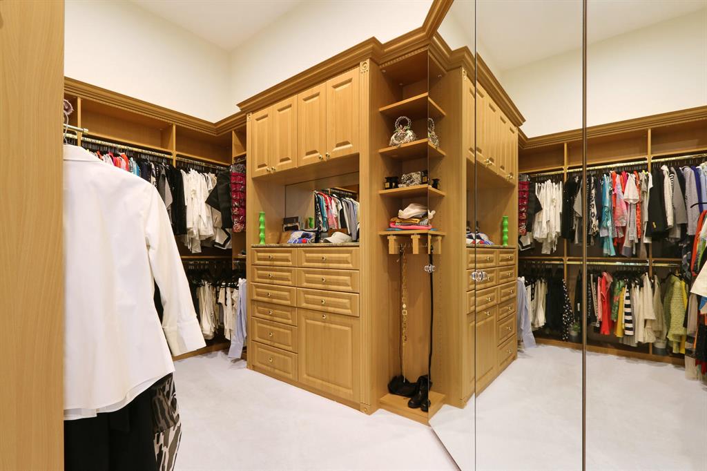 LAS PALMAS SUB - Residential