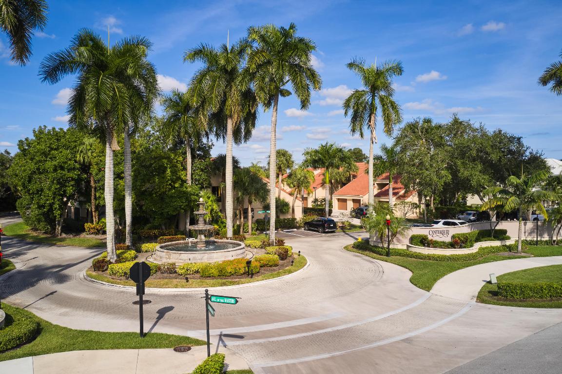 Lakes Condos of Canterbury at PGA National - Residential