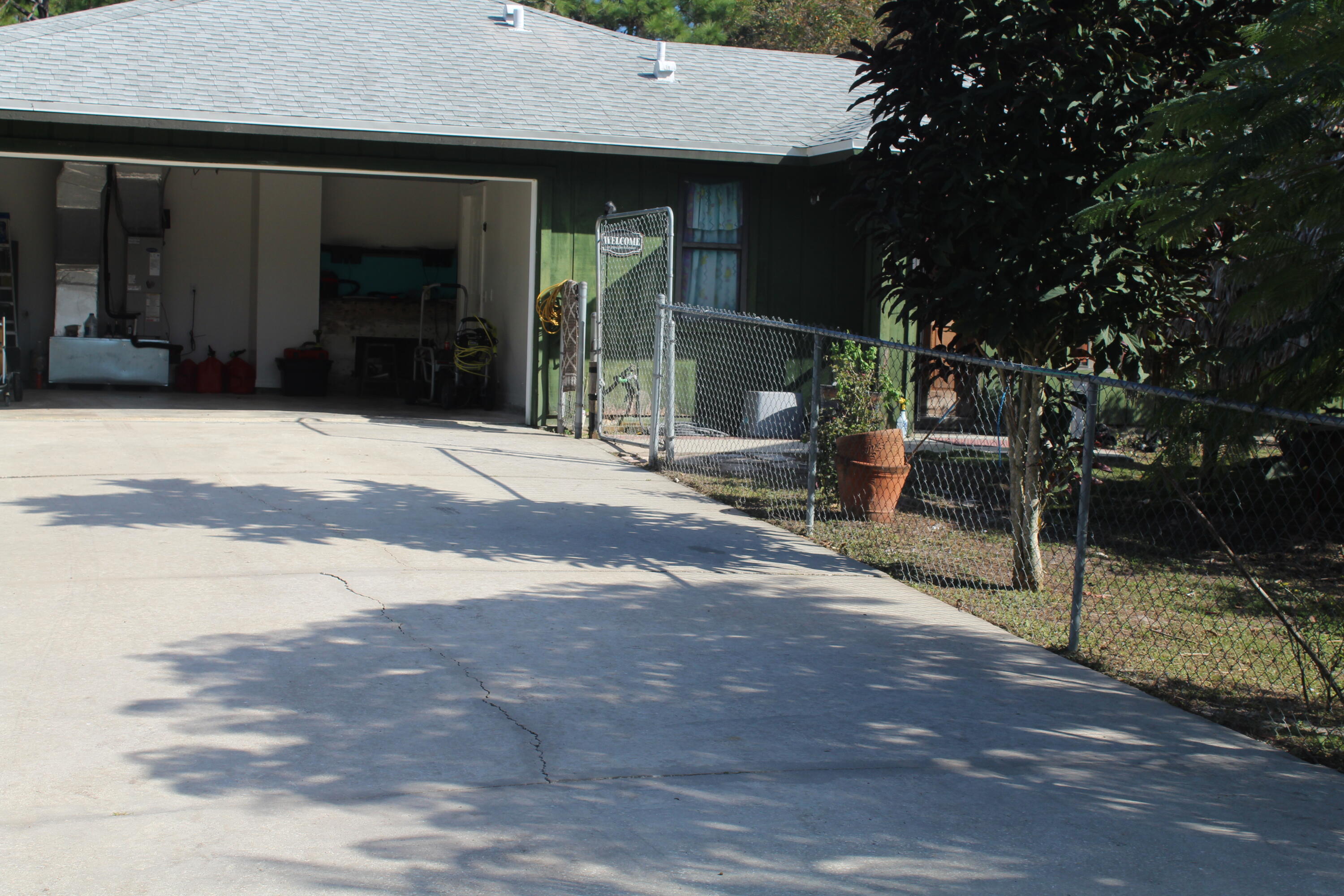 14550 99TH Street, Fellsmere, FL, 32948/$724,900 1 14550 99TH Street