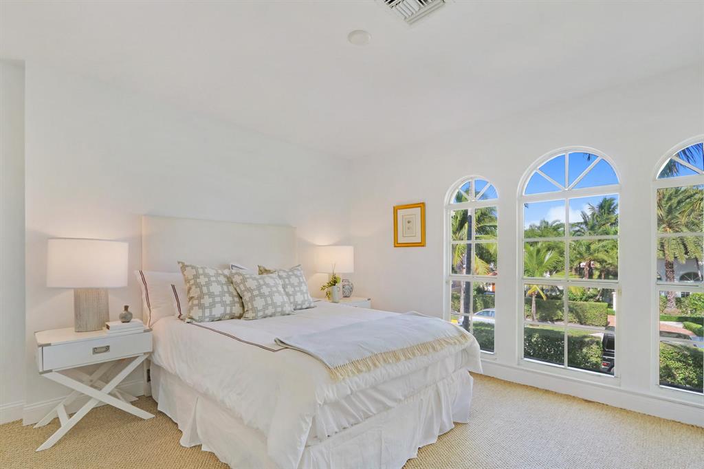 POINCIANA PARK 2ND ADD - Residential