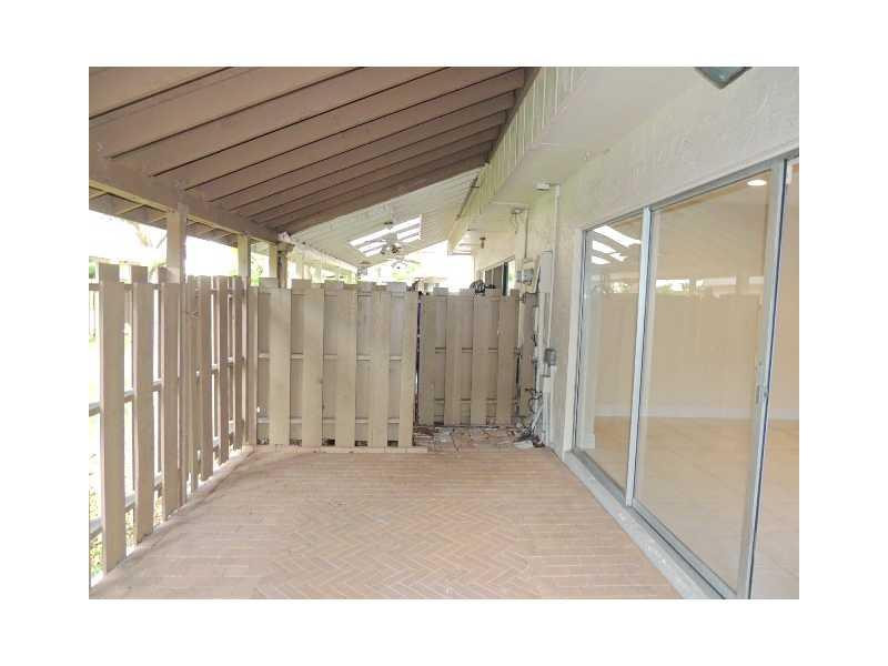 TOWNHOUSES AT JACARANDA - Residential