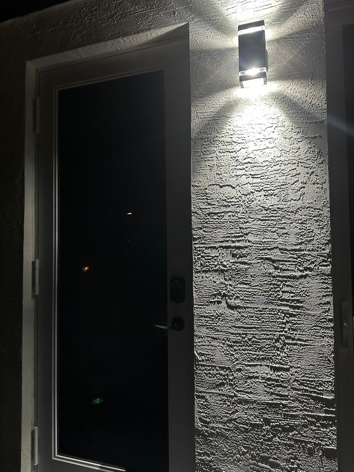 LAKE WORTH TOWN OF - Residential Lease