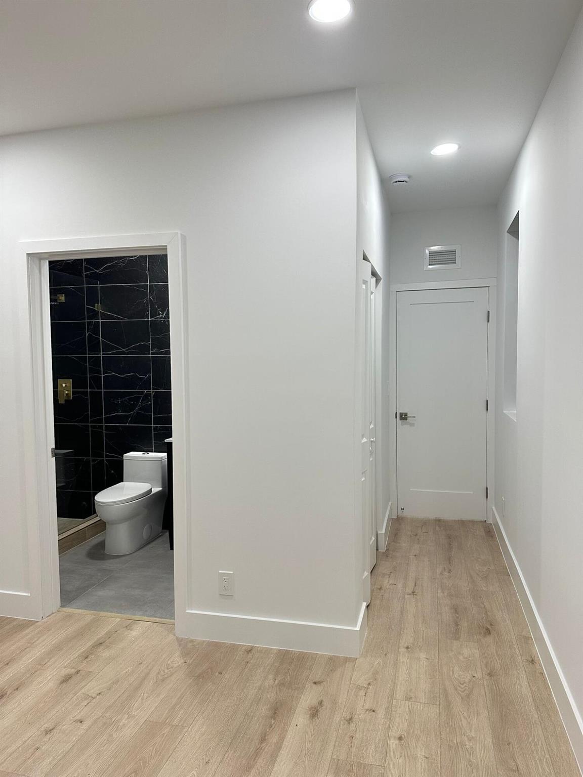 LAKE WORTH TOWN OF - Residential Lease