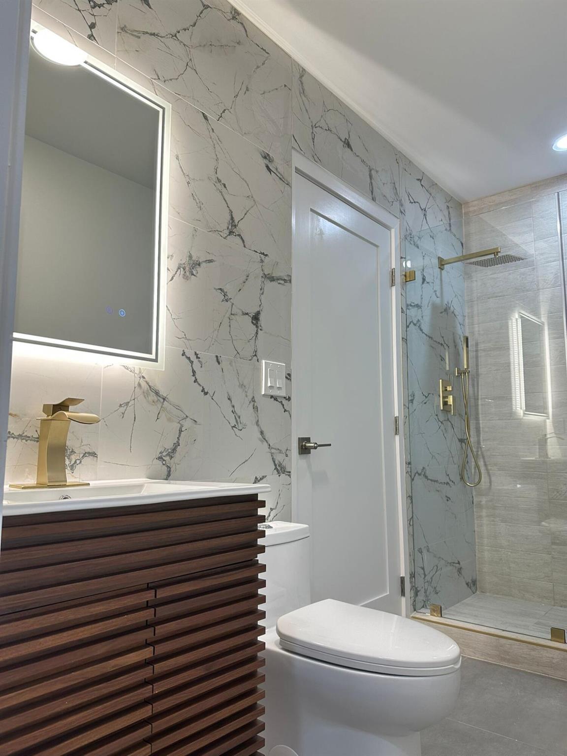 LAKE WORTH TOWN OF - Residential Lease