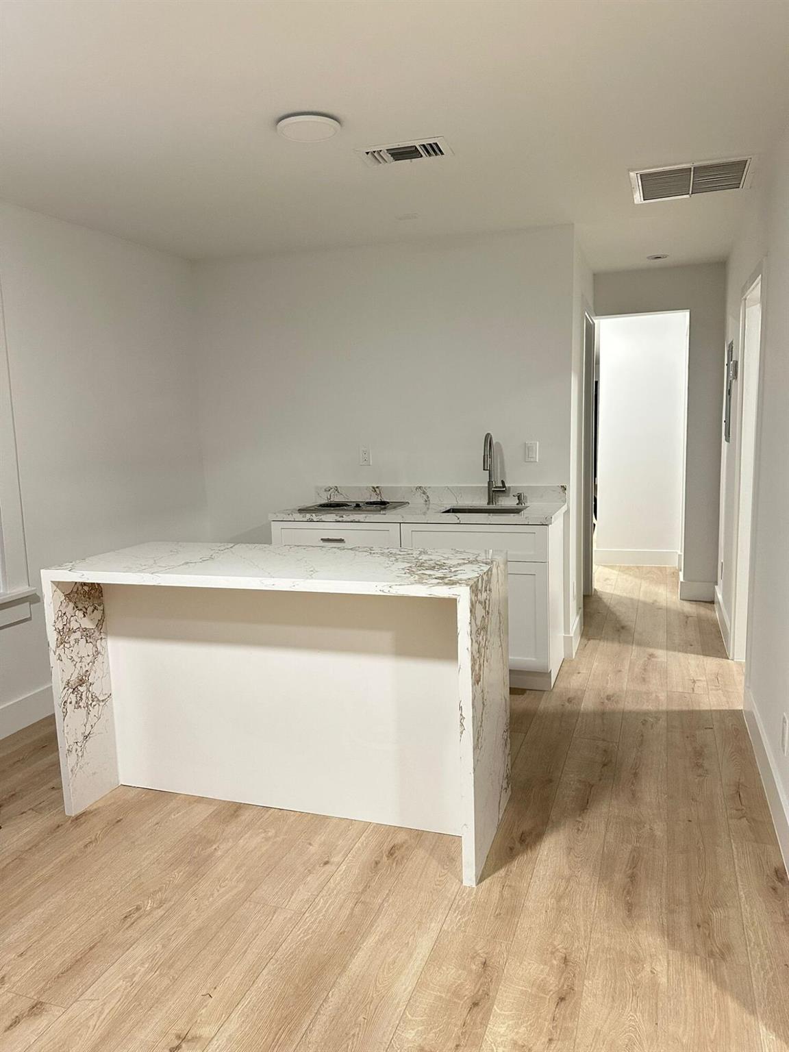 LAKE WORTH TOWN OF - Residential Lease