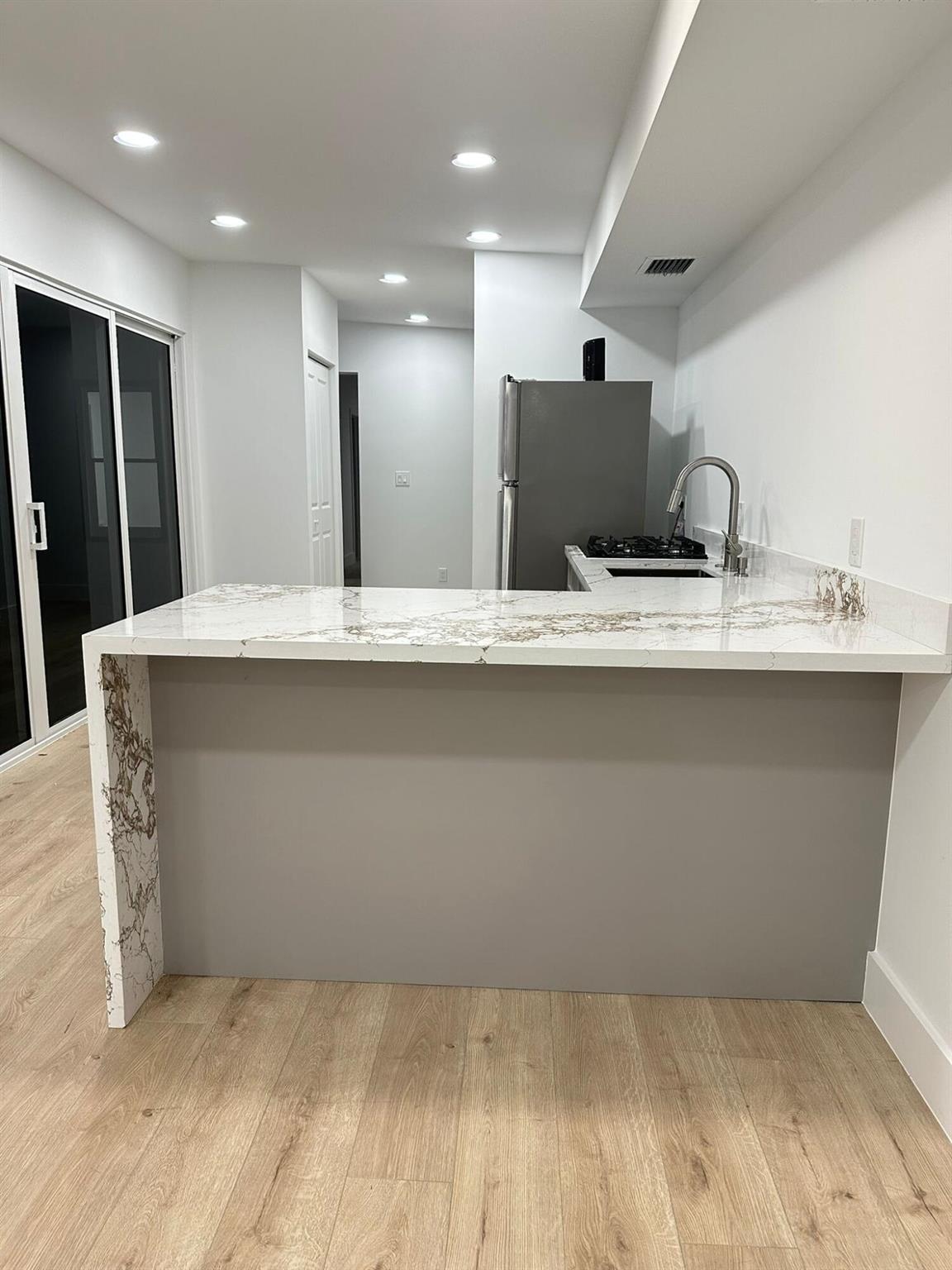 LAKE WORTH TOWN OF - Residential Lease