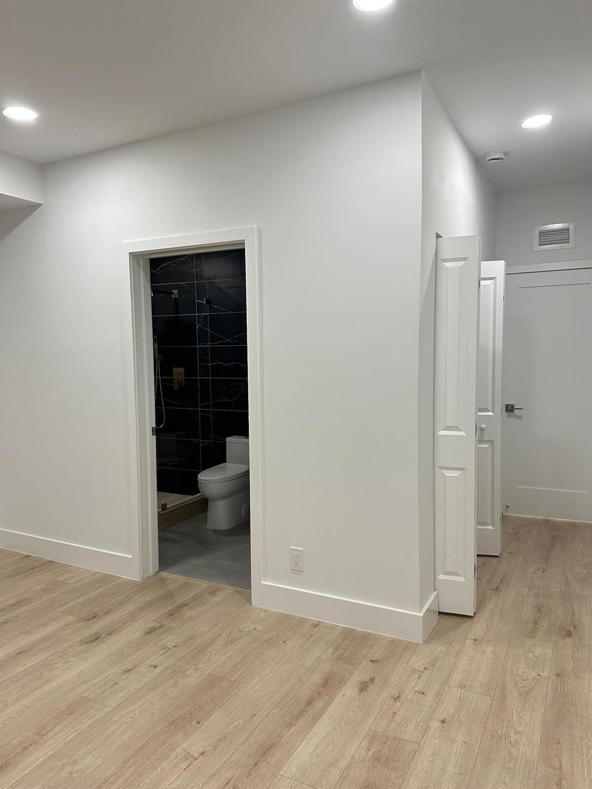 LAKE WORTH TOWN OF - Residential Lease