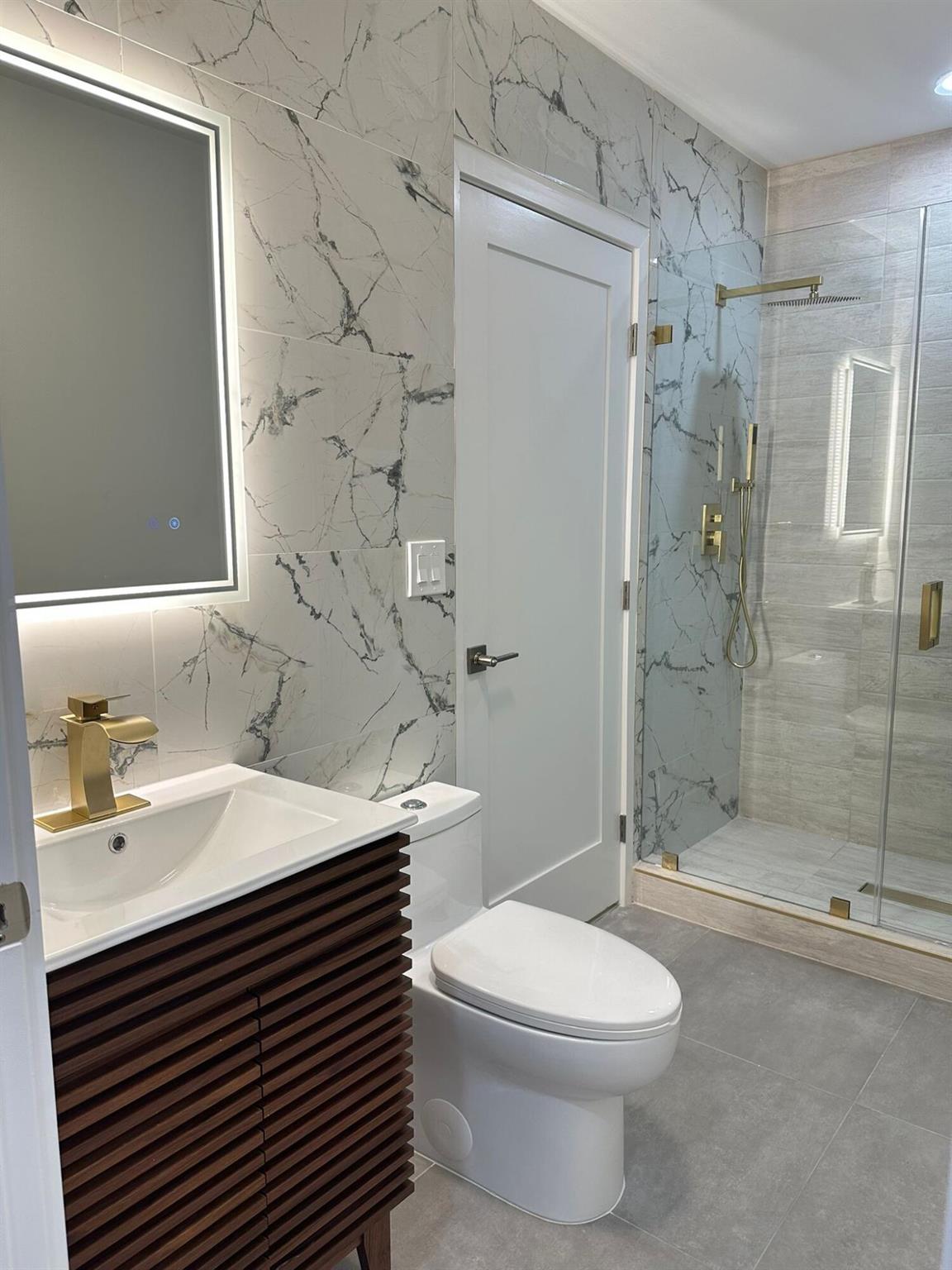 LAKE WORTH TOWN OF - Residential Lease