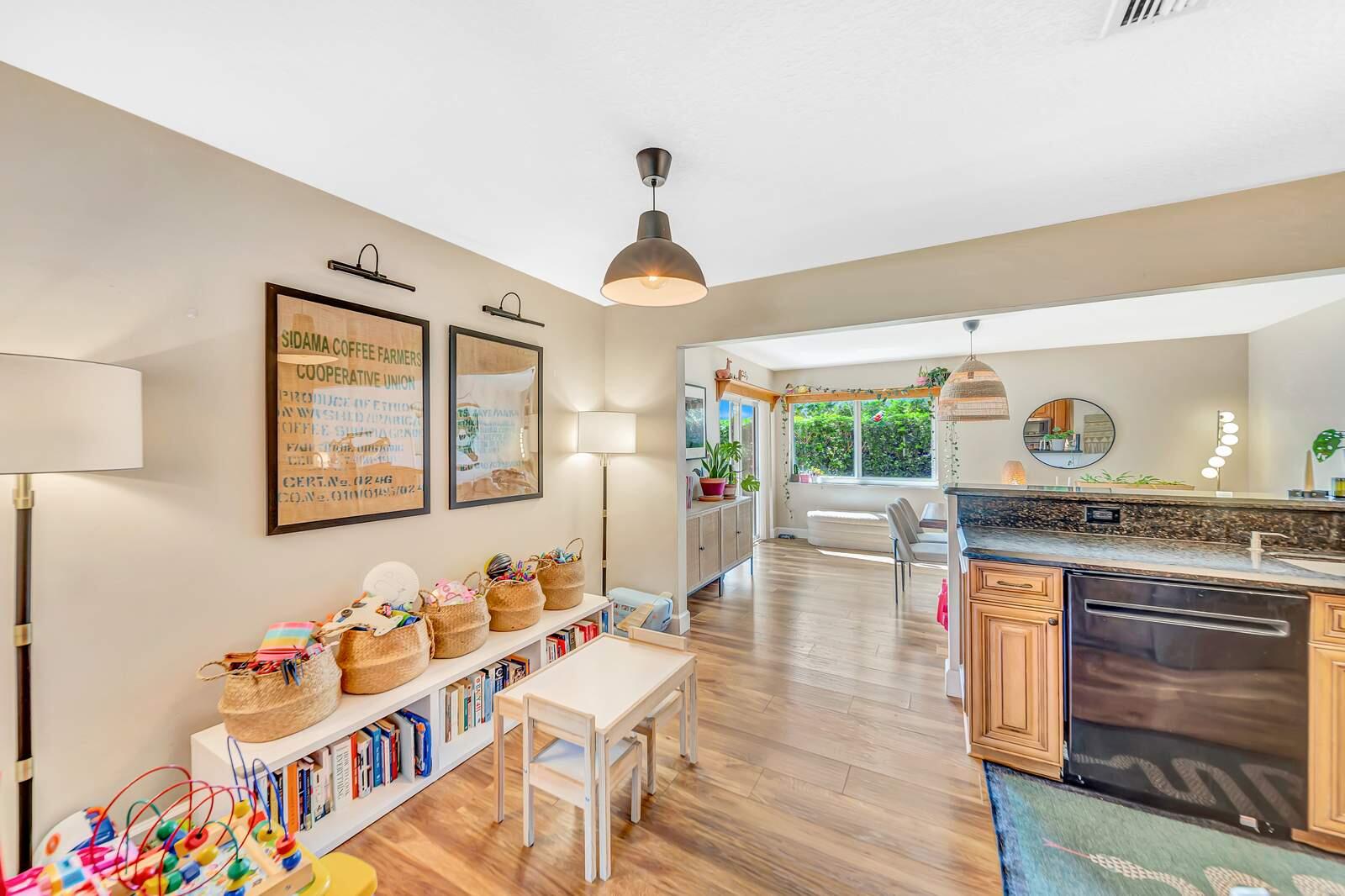 SPANISH ISLES/SADDLEBROOK - Residential