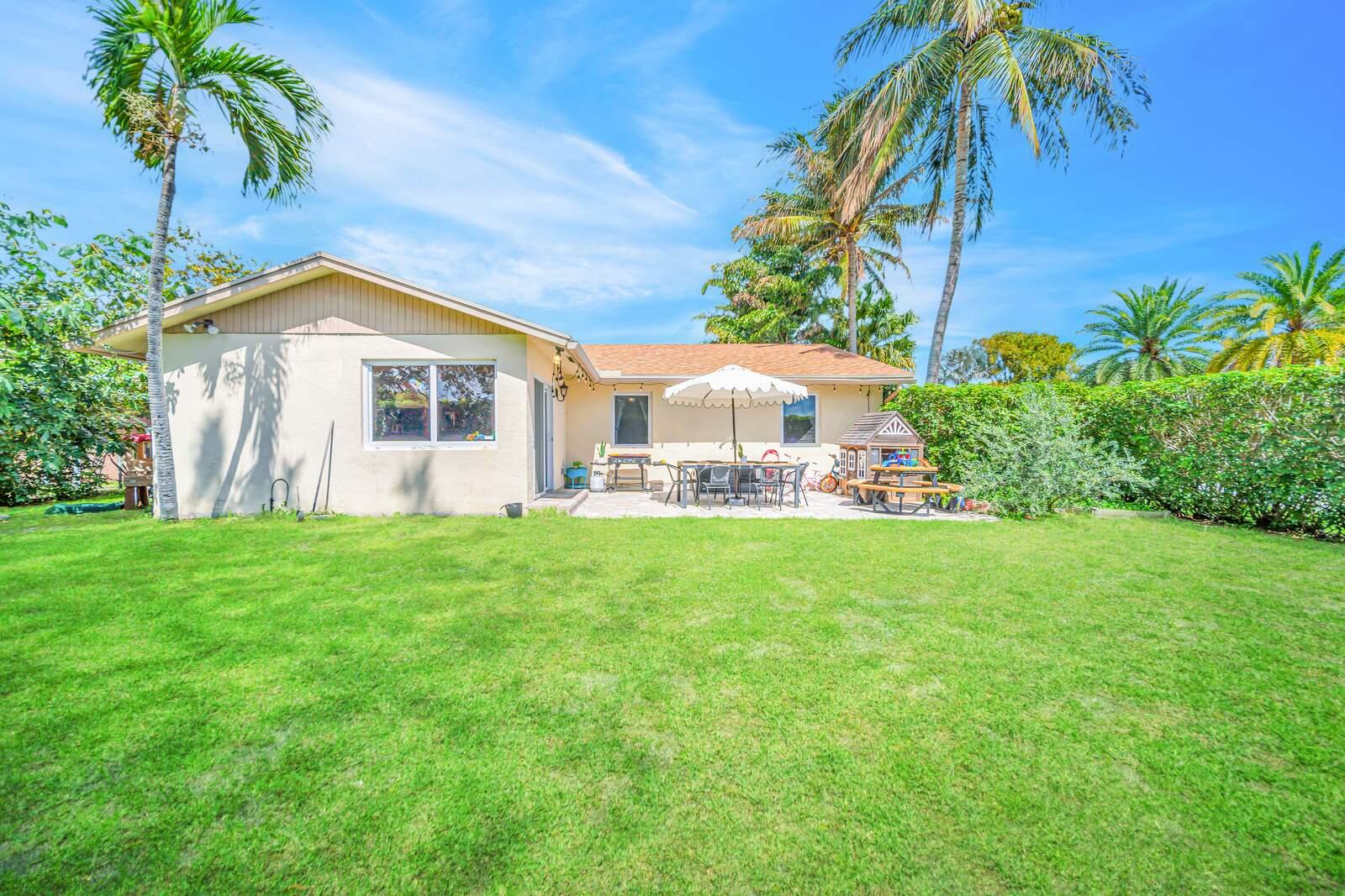 SPANISH ISLES/SADDLEBROOK - Residential