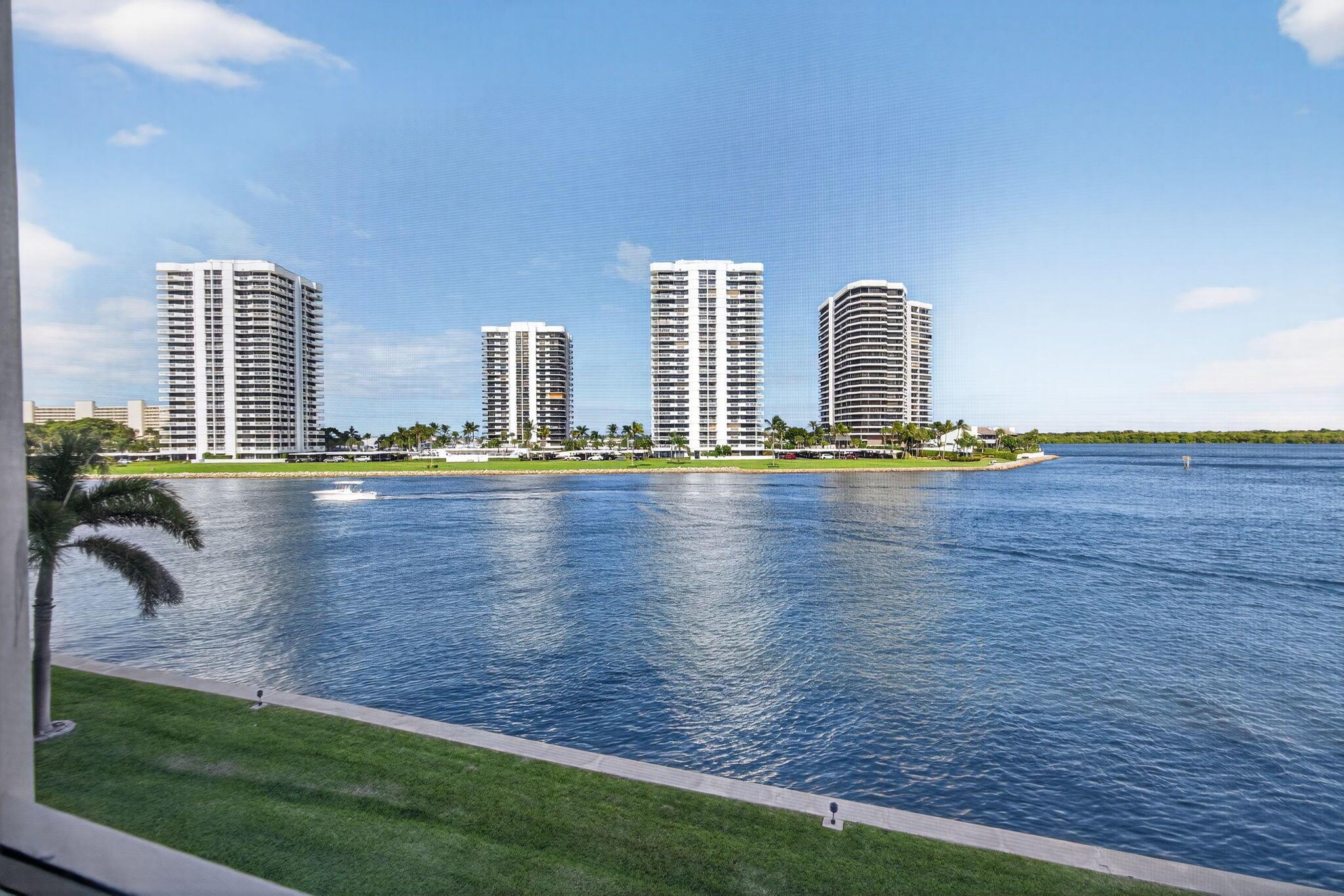 Land Ends Condo - Residential