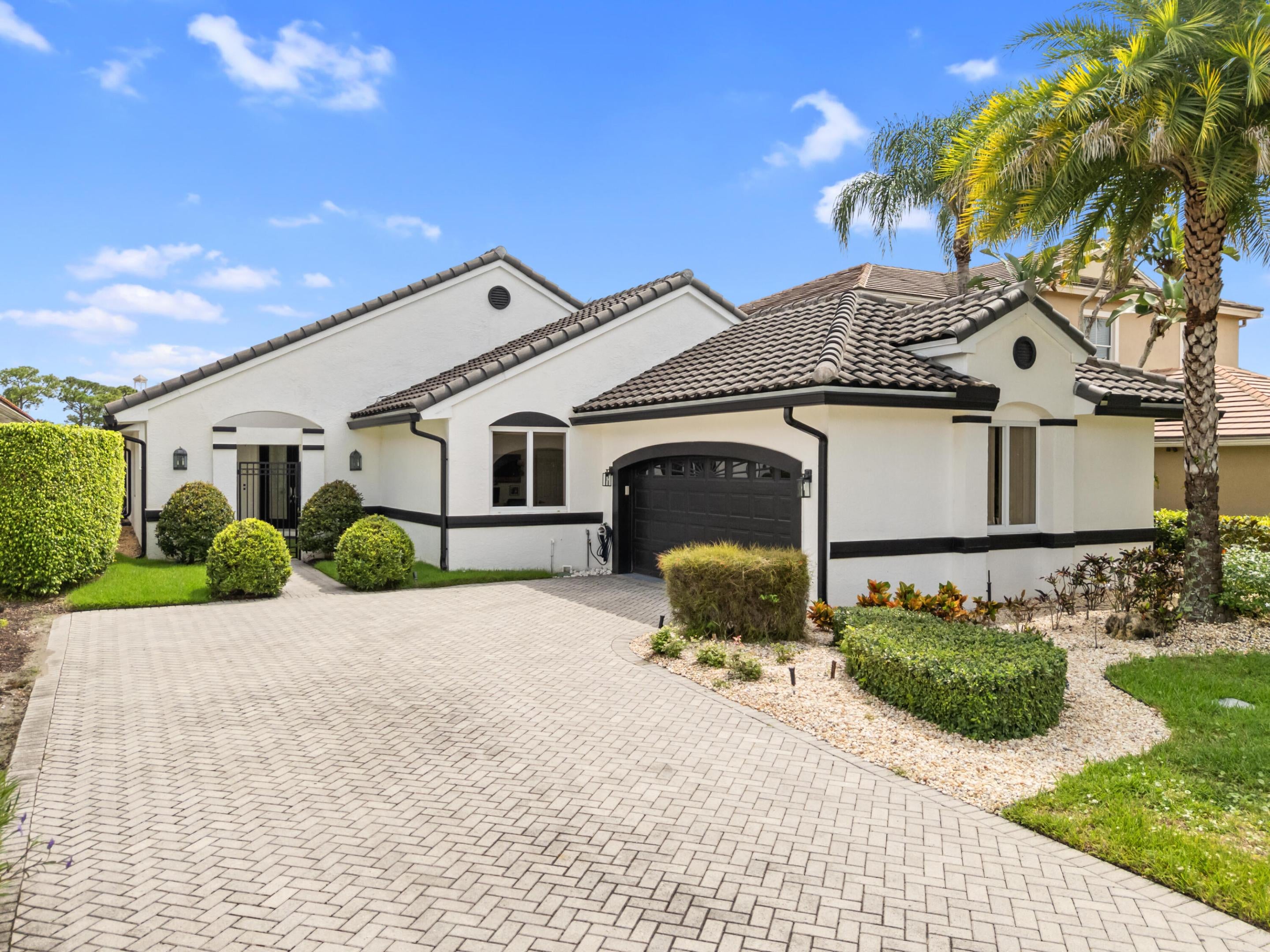 8268 BOB O LINK, West Palm Beach, FL, 33412/$865,000 1 8268 BOB O LINK