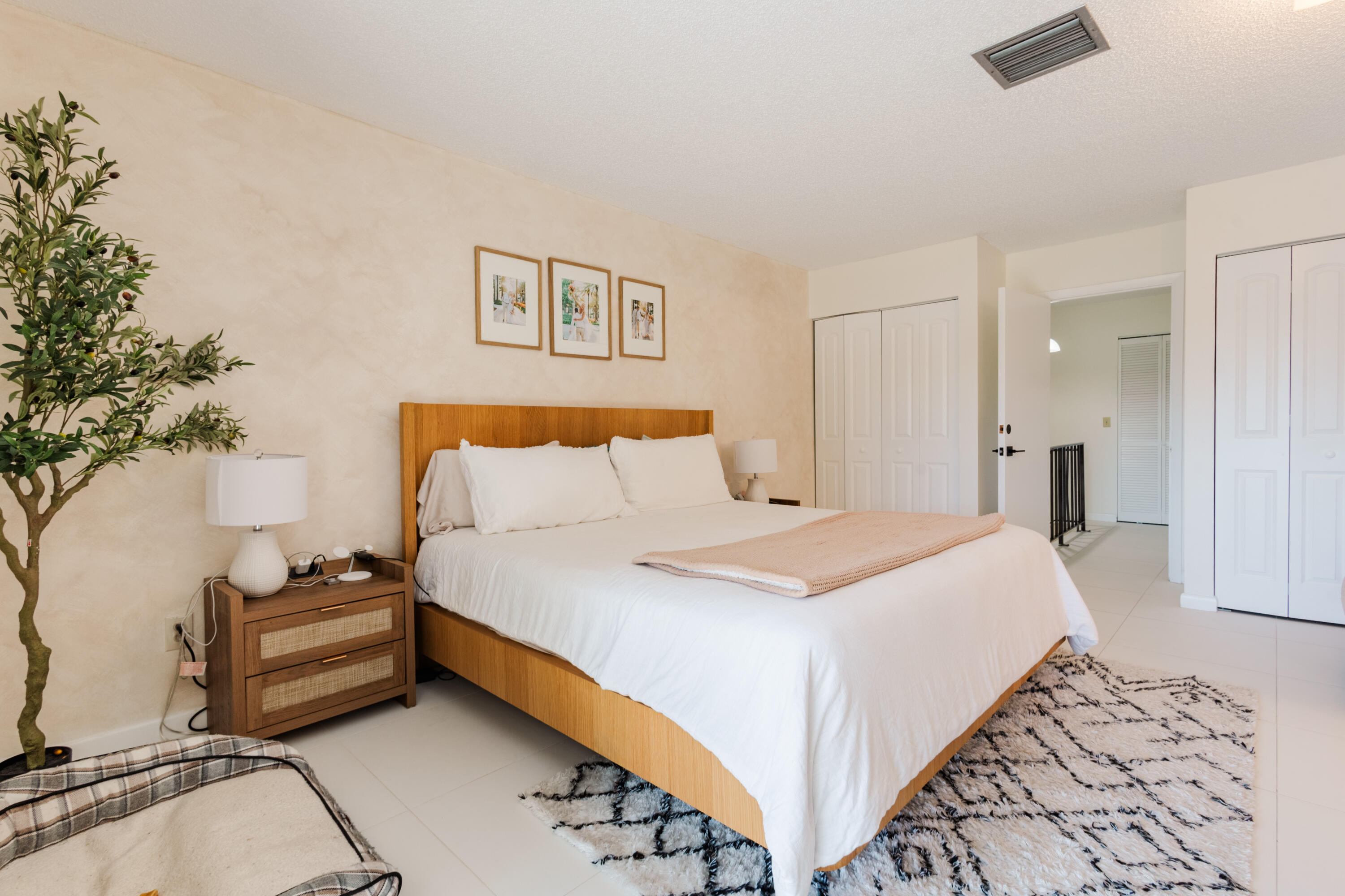 HORIZONS OF BOCA LAGO CONDO - Residential