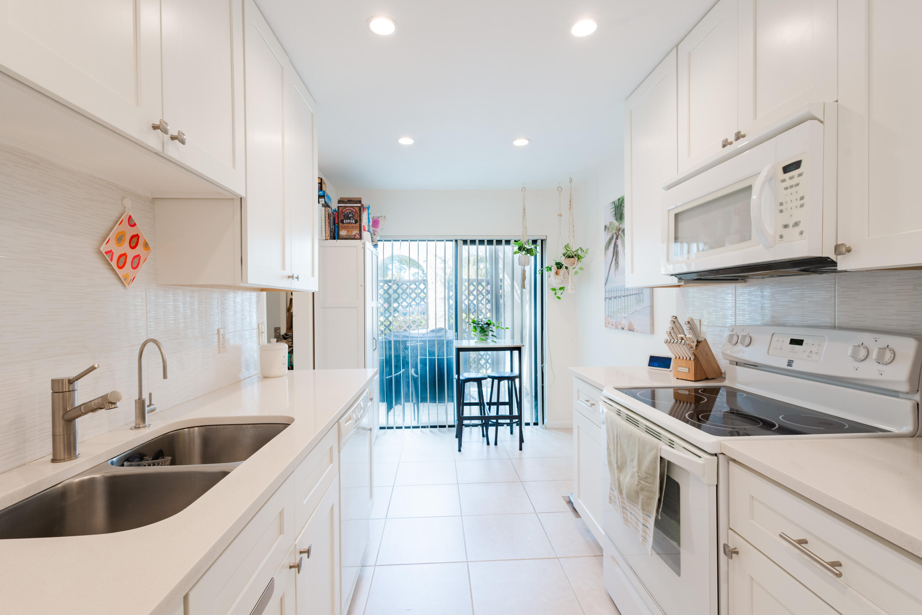 HORIZONS OF BOCA LAGO CONDO - Residential