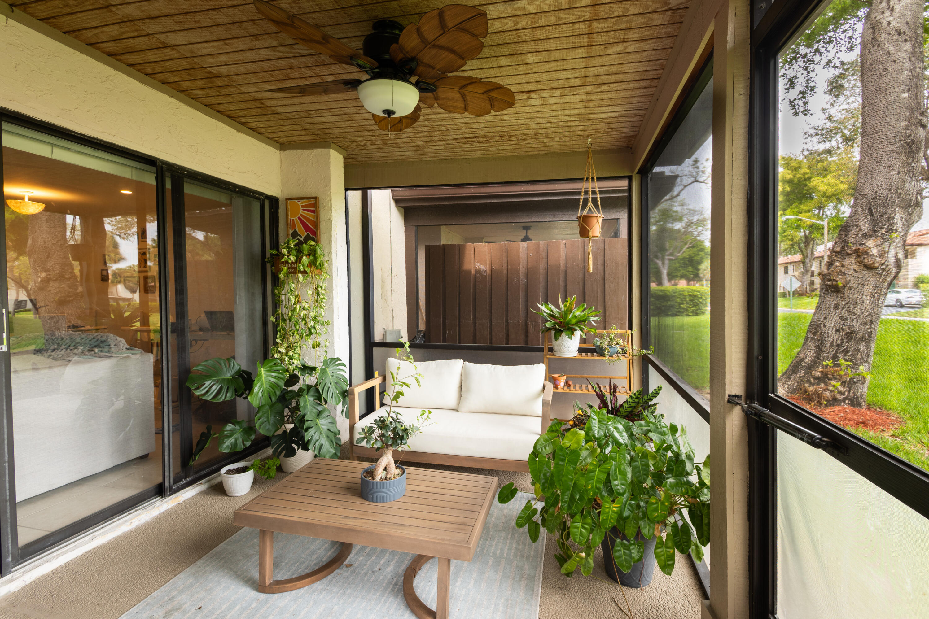 HORIZONS OF BOCA LAGO CONDO - Residential