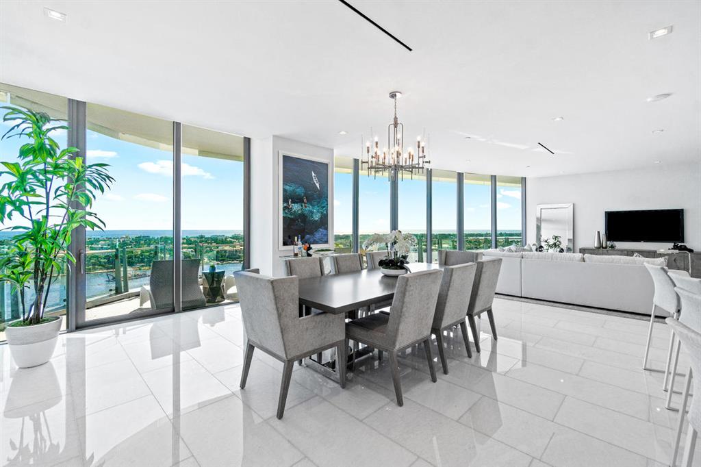 BRISTOL CONDO - Residential