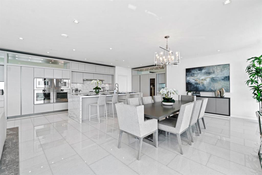 BRISTOL CONDO - Residential