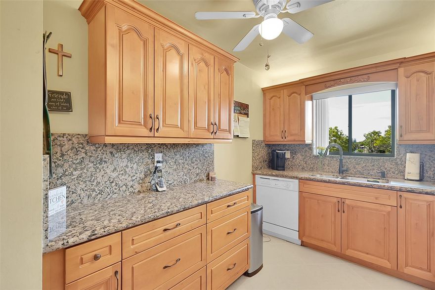 Direct Lake Views!! Experience lakefront living in this beautiful 3rd-floor condo within the esteemed 55+ community of Kings Point. Boasting a spacious galley kitchen, ideal for culinary enthusiasts, & a generous living area complemented by a separate dining room perfect for entertaining. Enjoy 2 sizable bedrooms, each w/ walk-in closets & wide lake views through sliding doors that open to your private balcony. WASHER/DRYER in Unit. Low maintenance fees encompass internet, cable, water, landscaping, insurance, building upkeep, repairs & access to community amenities, clubhouse, fitness classes, & theater. Discover a well-maintained community w/ strong reserve where residents benefit from 6 complimentary shuttle buses for convenient transportation!