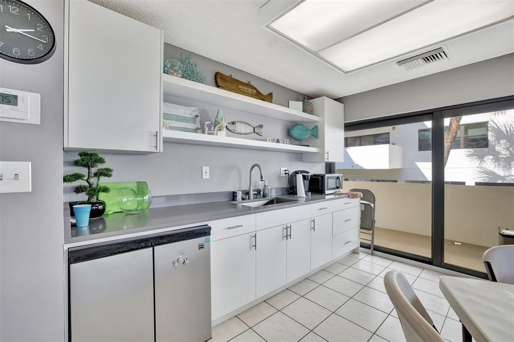 Beach House - Residential