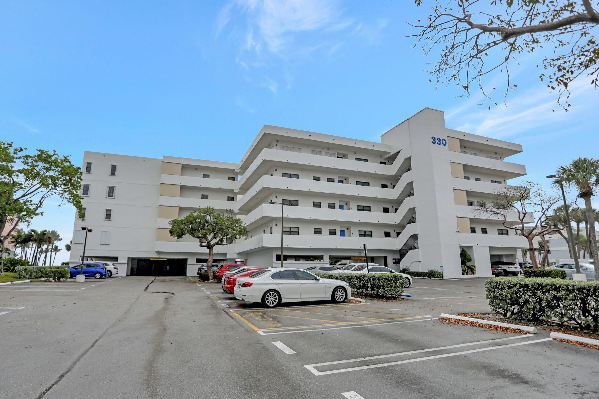 Beach House - Residential