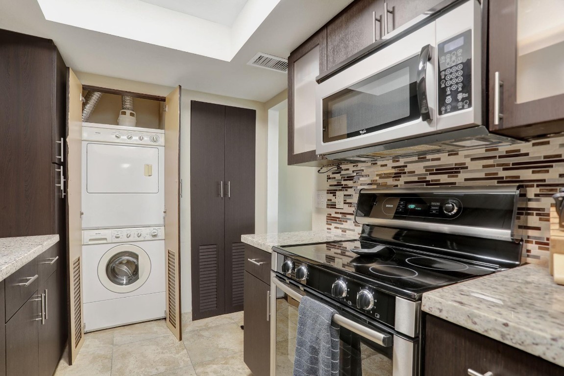 Beach House - Residential