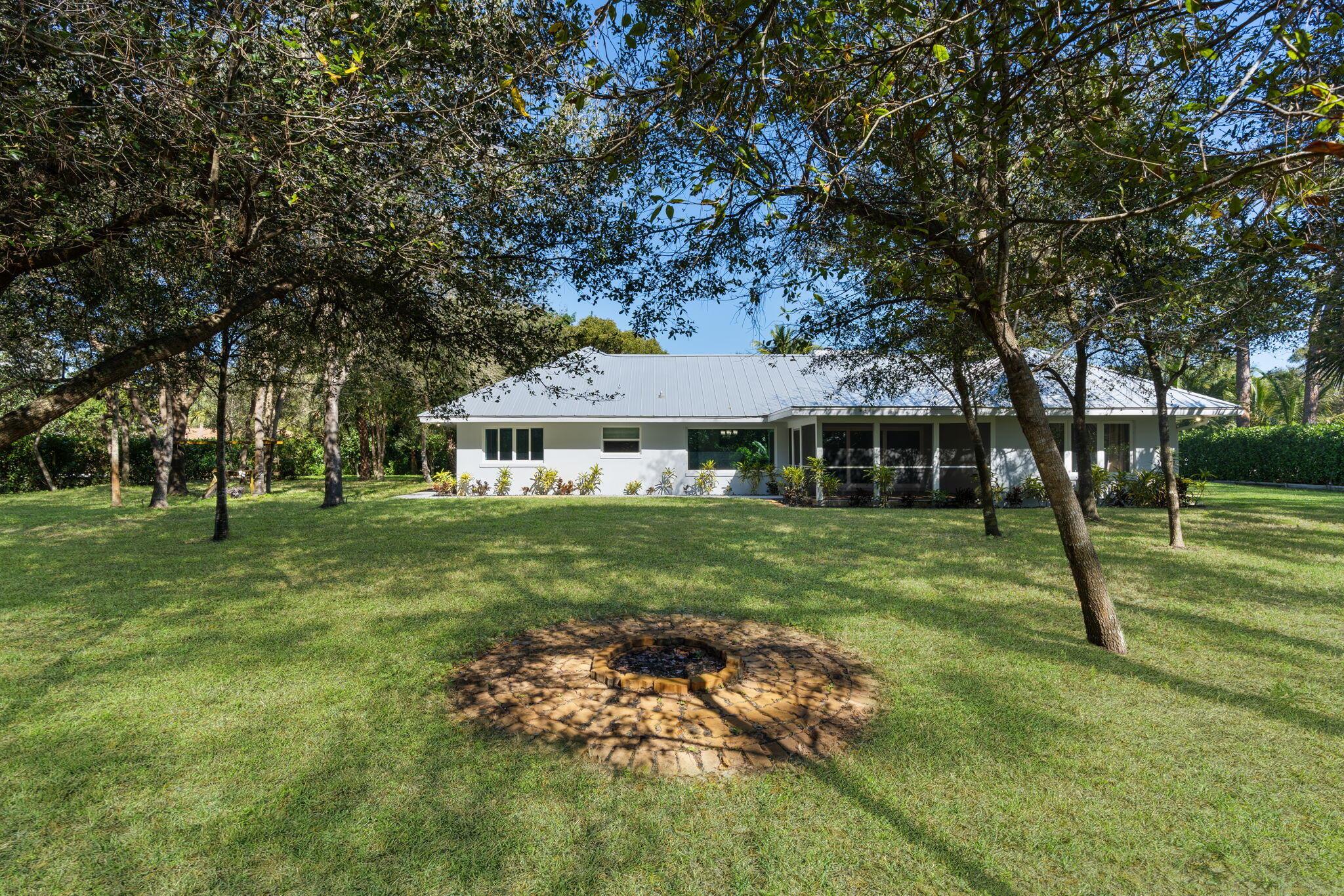 PENNOCK POINT IN - Residential