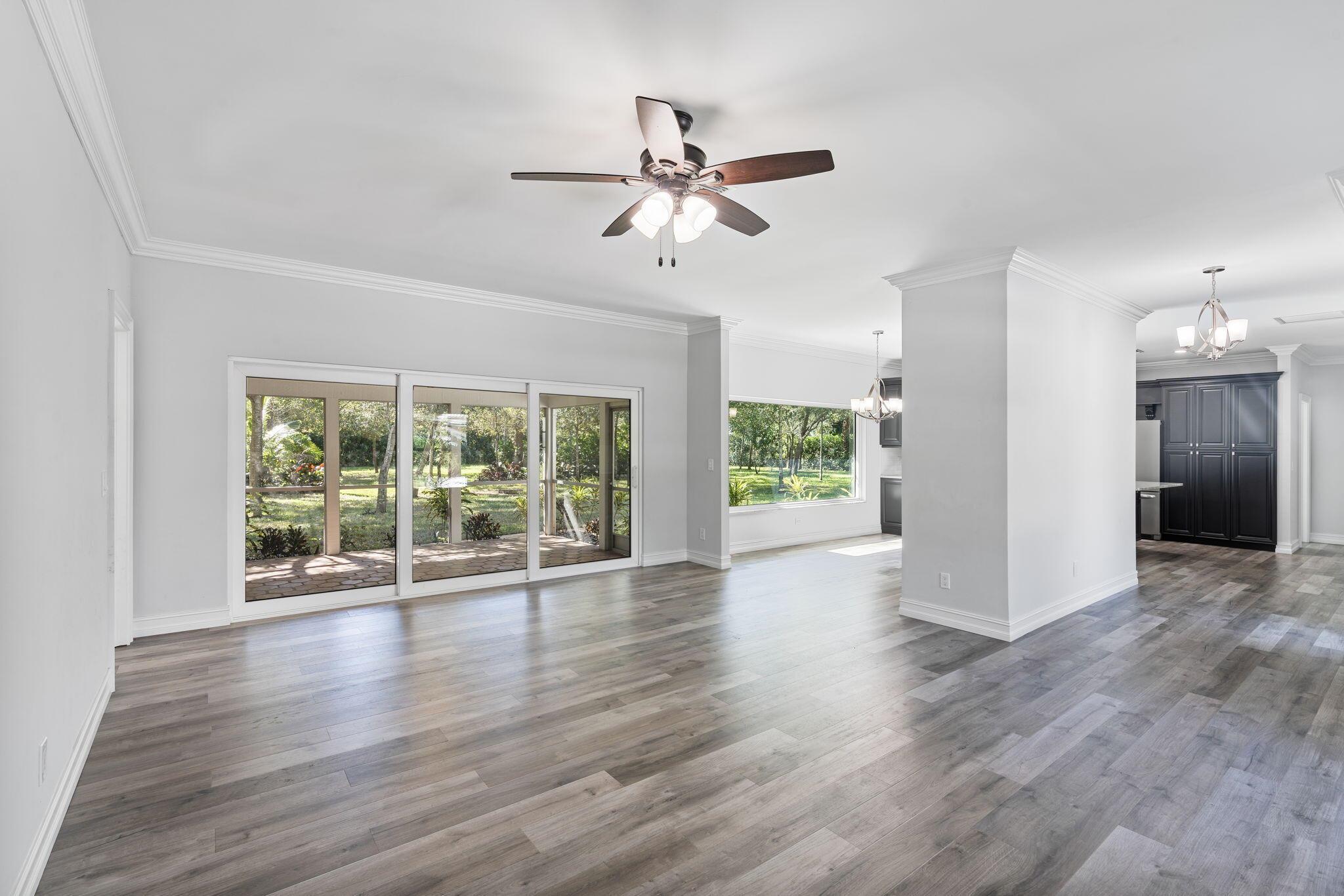 PENNOCK POINT IN - Residential