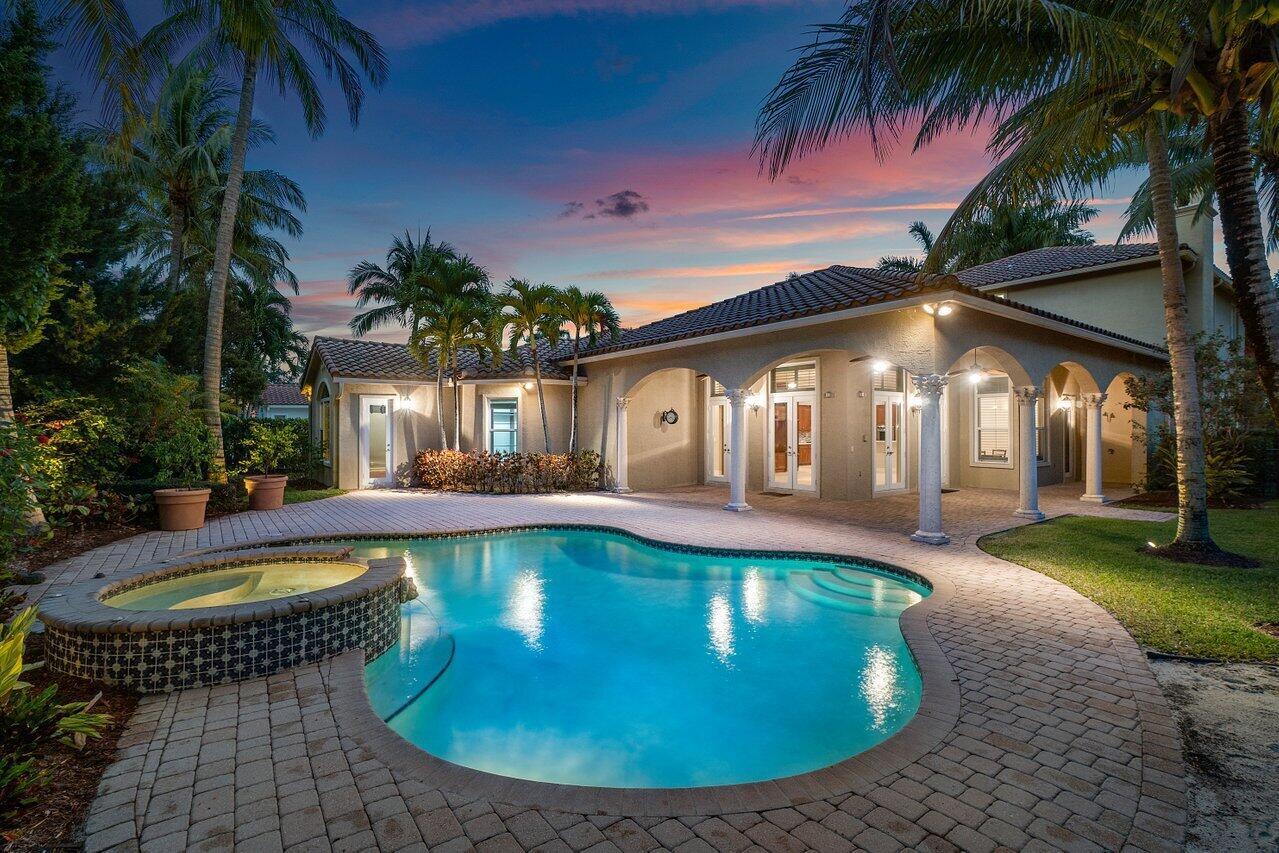 VALENCIA AT ABACOA - Residential