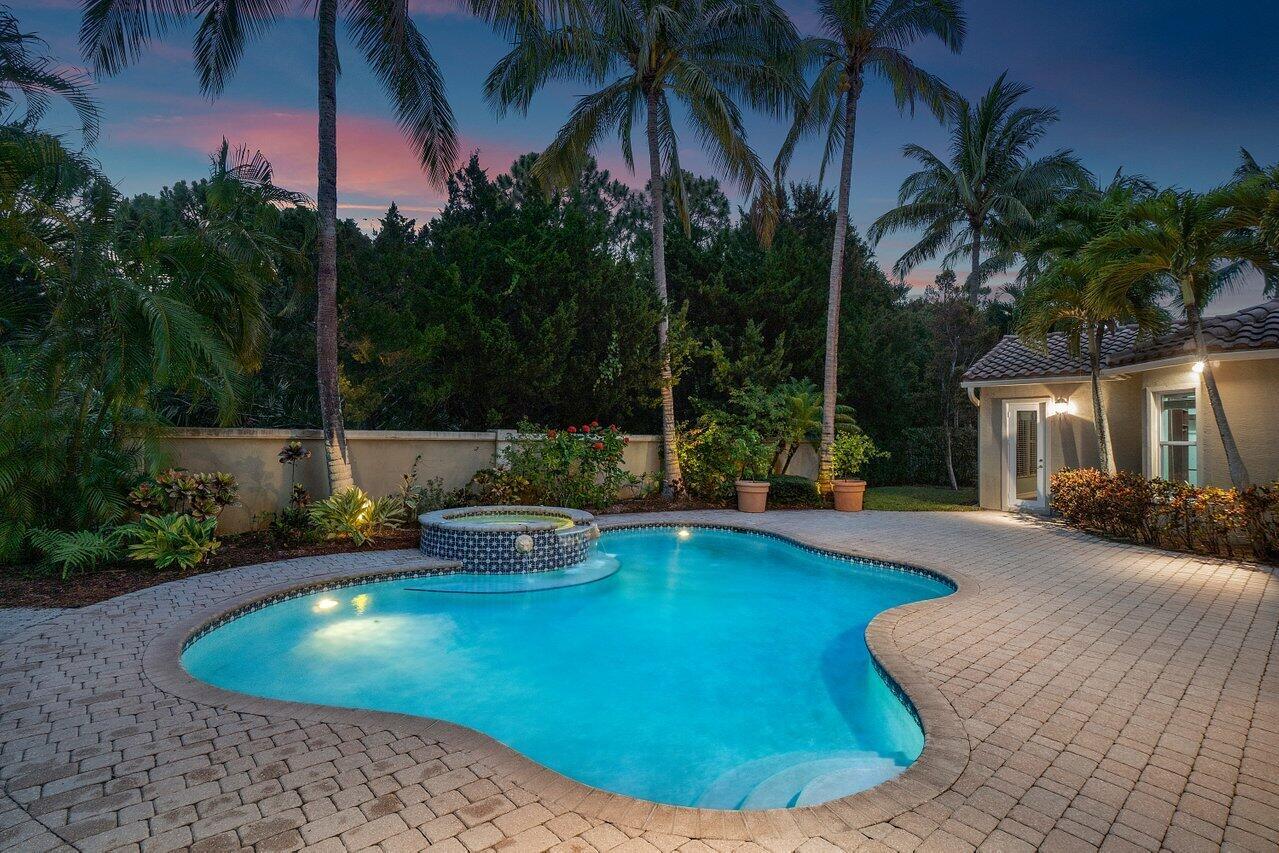 VALENCIA AT ABACOA - Residential