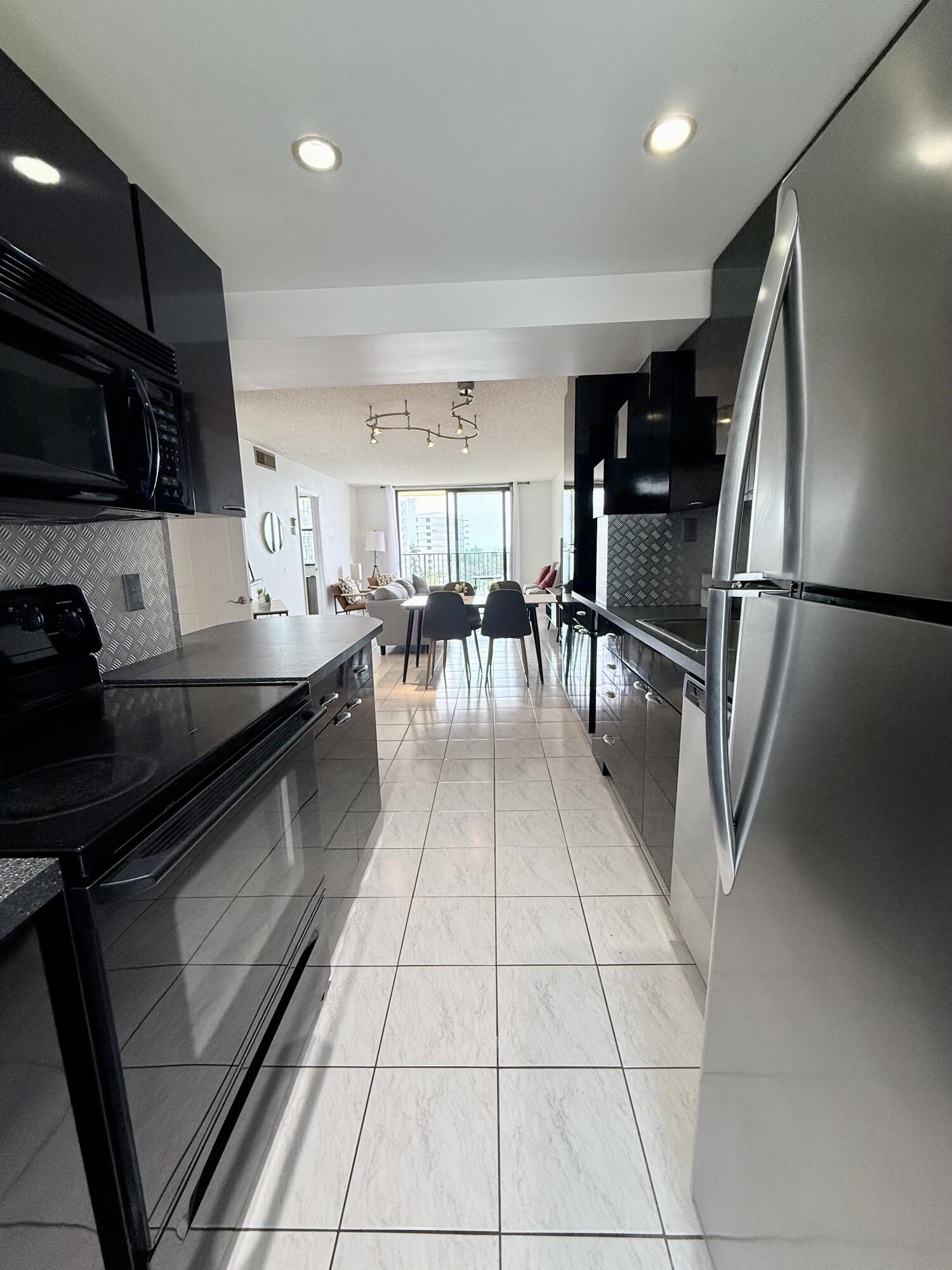 GABRIEL TOWERS CONDO - Residential Lease