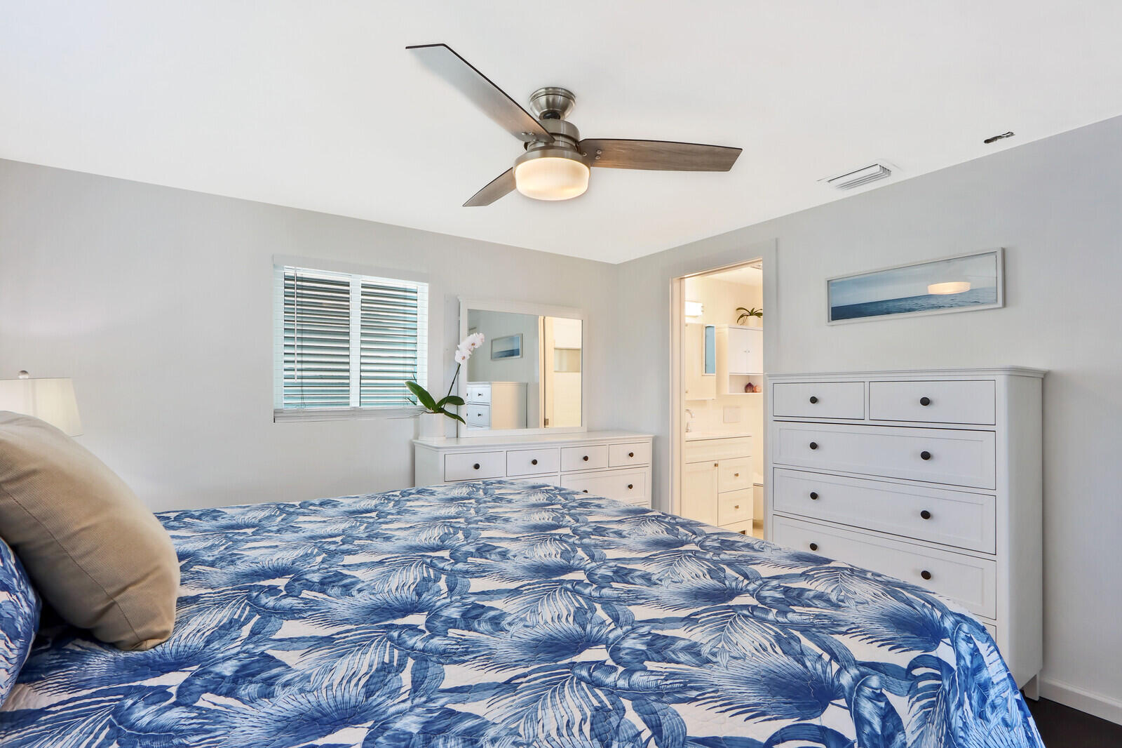 HOLMES UNREC - Residential Income