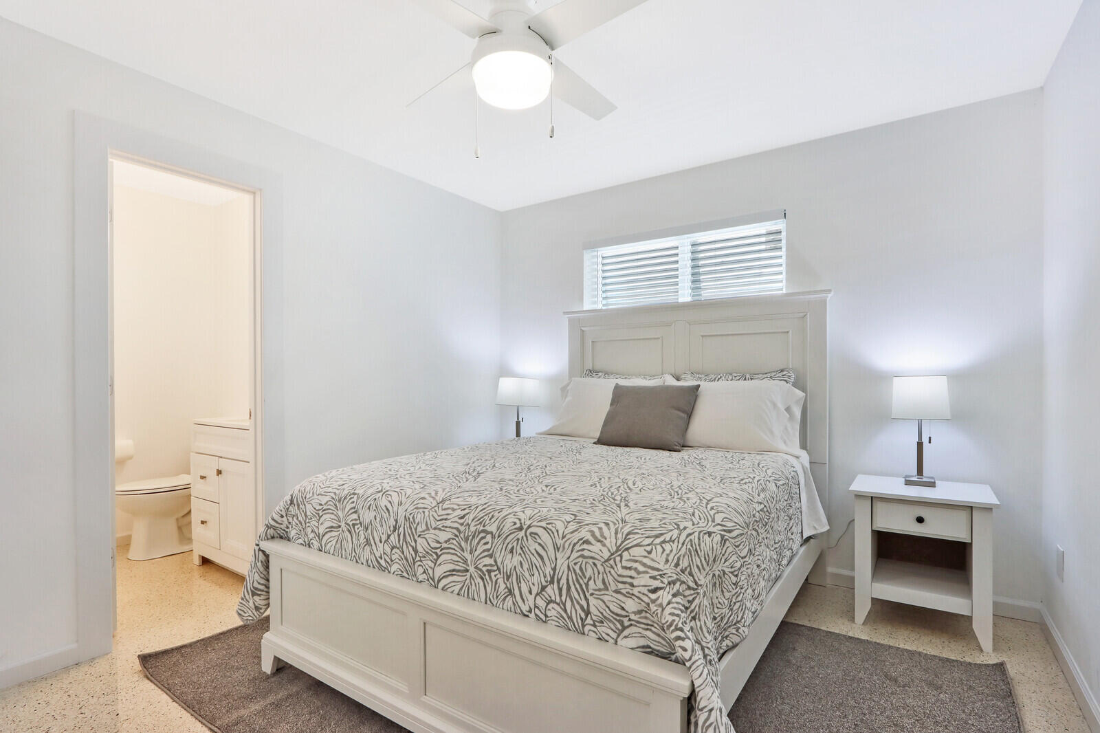 HOLMES UNREC - Residential Income