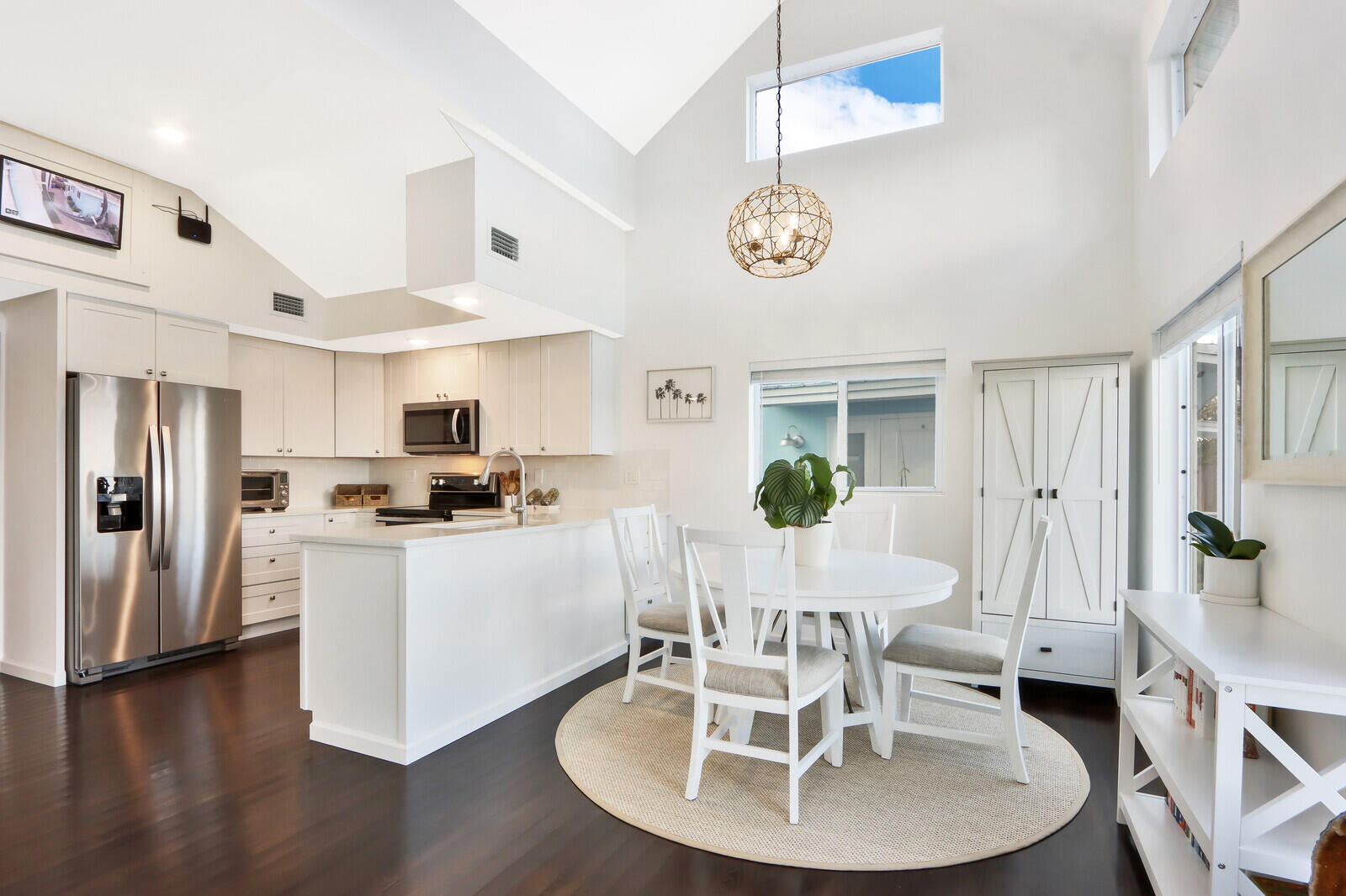 HOLMES UNREC - Residential Income