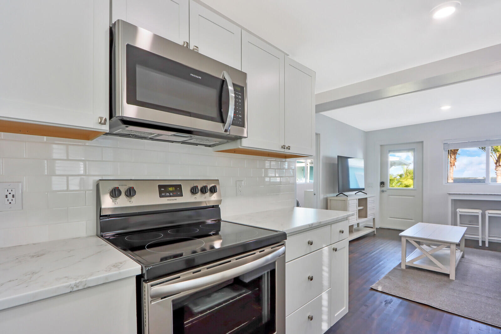 HOLMES UNREC - Residential Income