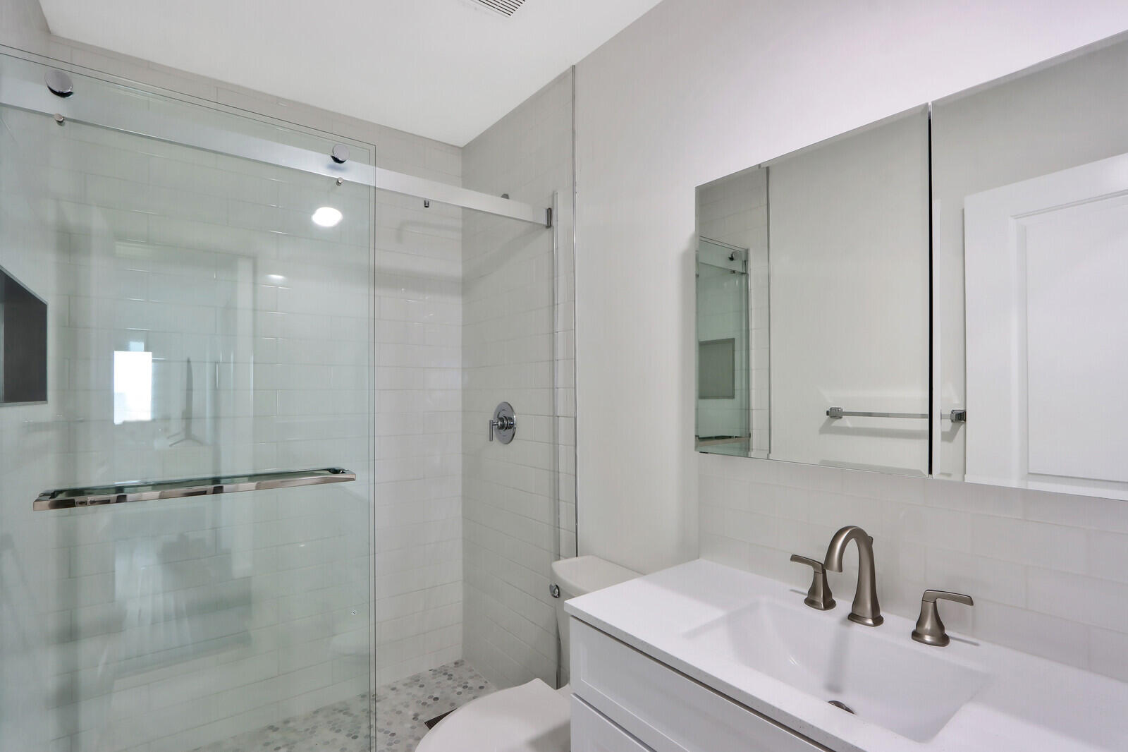 HOLMES UNREC - Residential Income