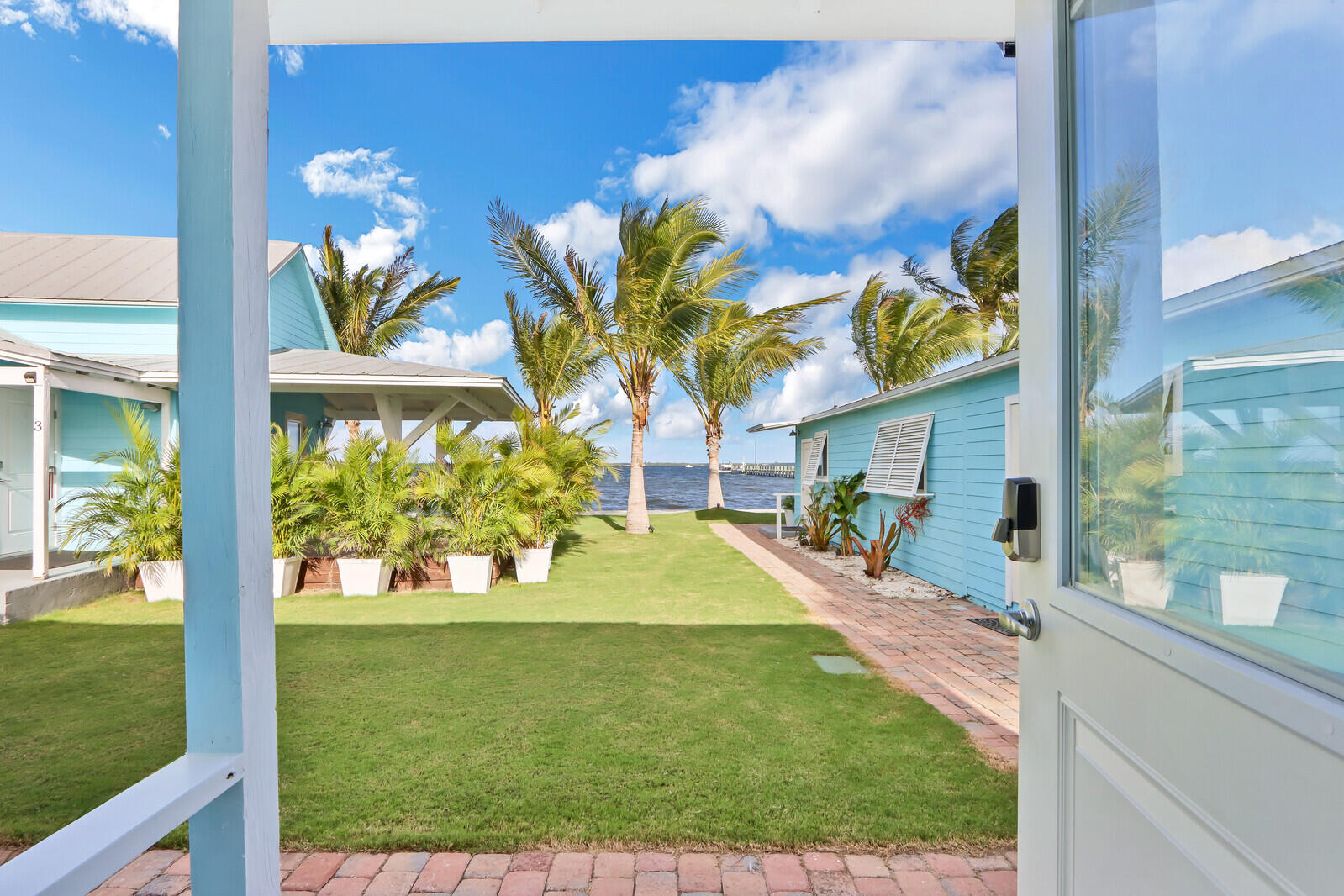 HOLMES UNREC - Residential Income