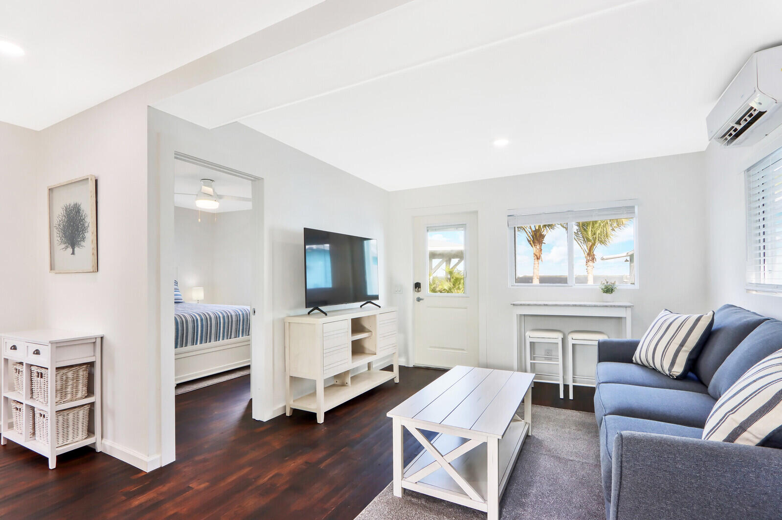 HOLMES UNREC - Residential Income