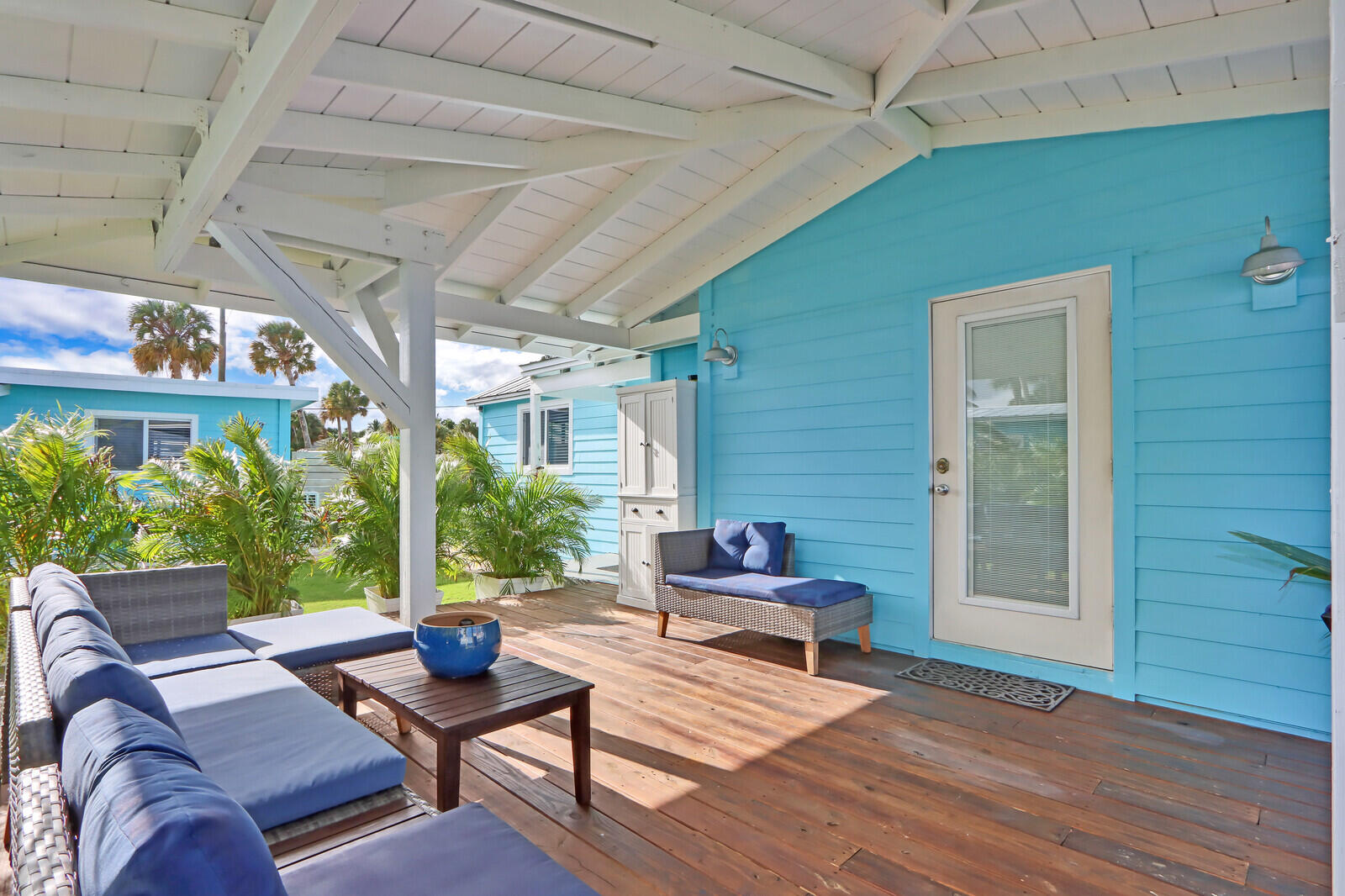 HOLMES UNREC - Residential Income