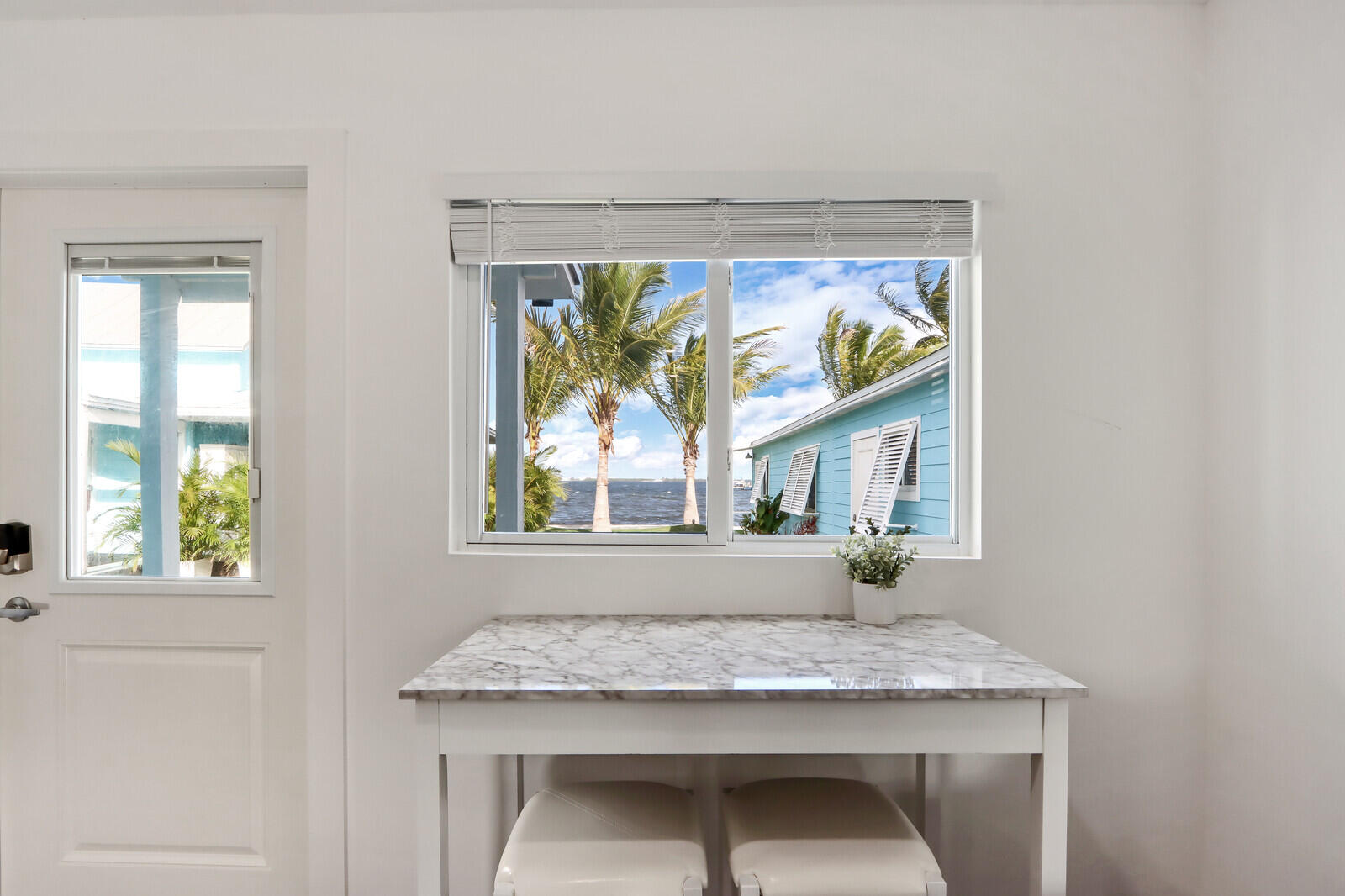 HOLMES UNREC - Residential Income