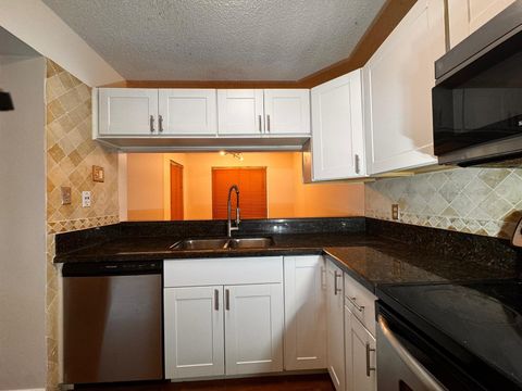 1146 Coral Club Dr 1146 Coral Springs FL 33071