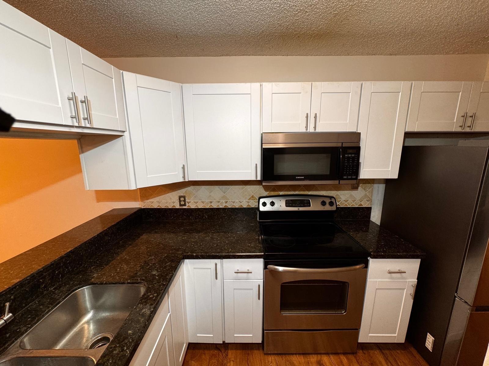 1146 Coral Club Dr 1146