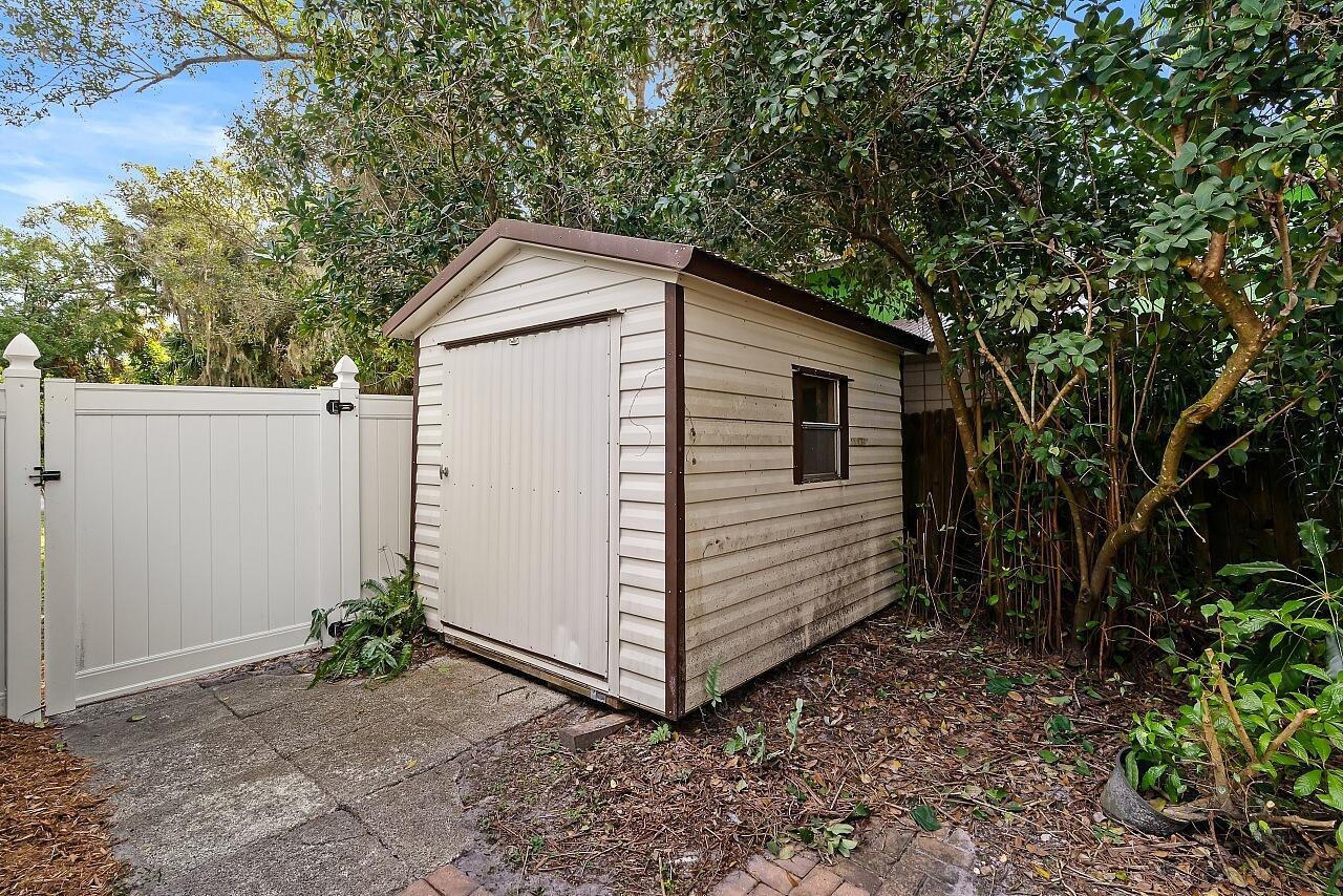 GLENDALE LAKES SUB - Residential